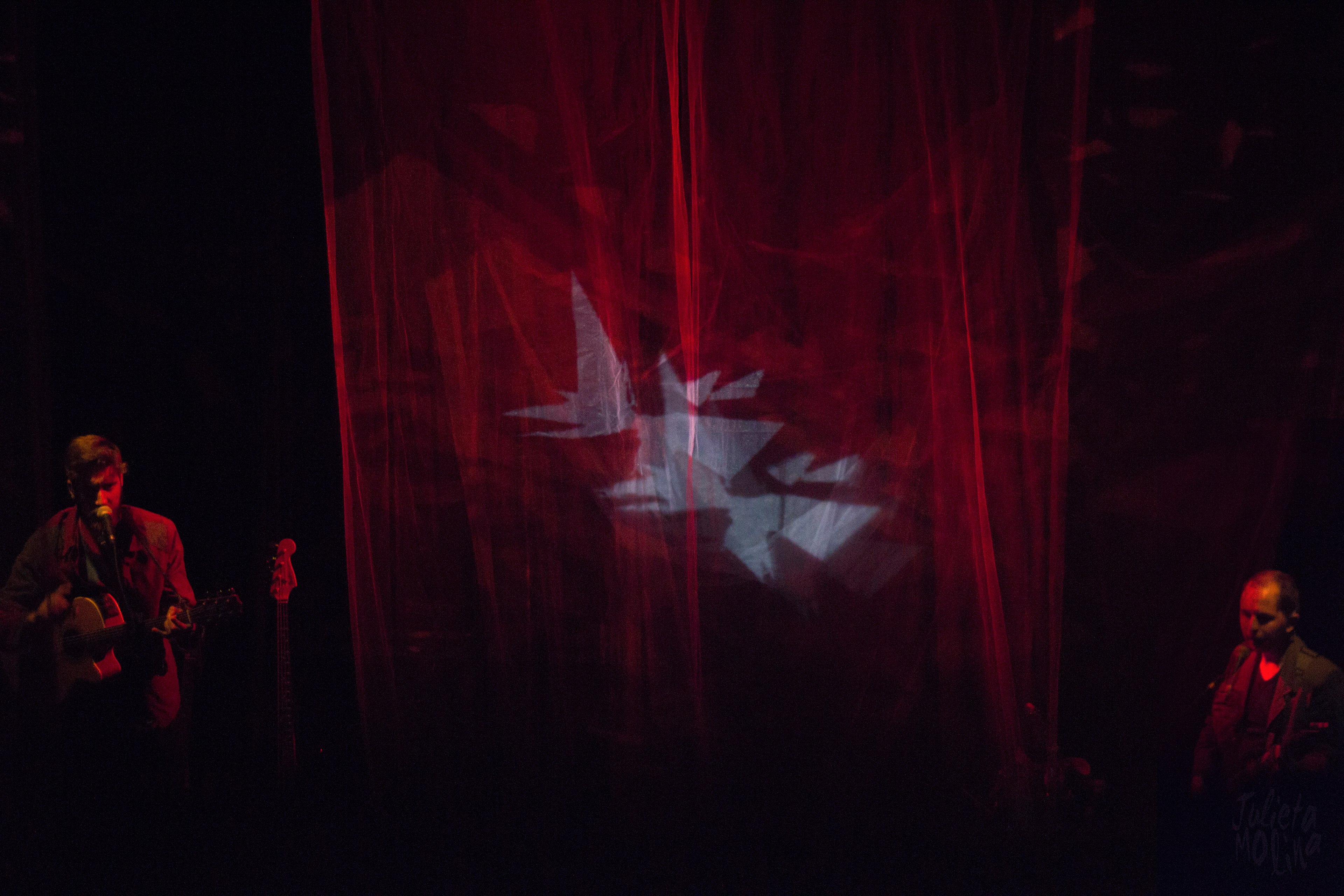 Vivo en Teatro El Extranjero (CABA, Argentina), Dic-2016. Pic:@julietamolinaph
