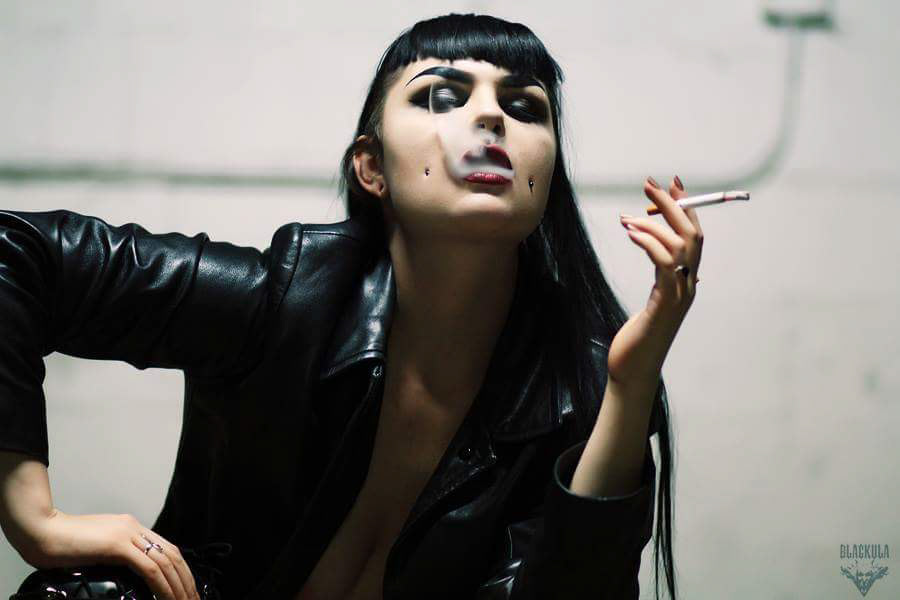 Quinn Helix, fetish photographer; las Vegas photographer; erotic photoshoot; boudoir; glamour photographer; bdsm; kink; sex worker photographer los angeles