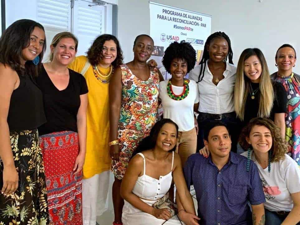 Indhira Serrano - Reconstruyendo Imaginarios