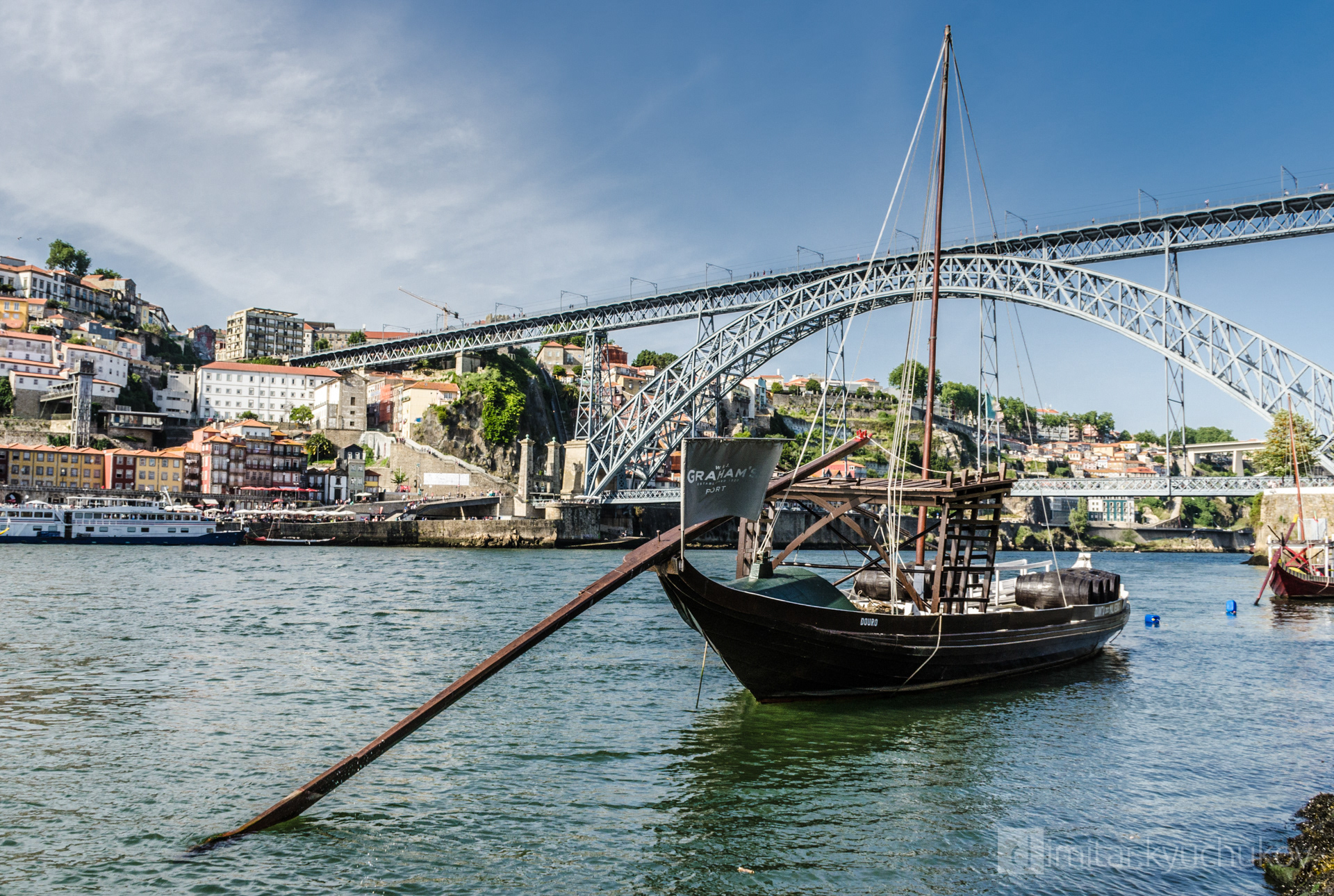 Boat in Porto