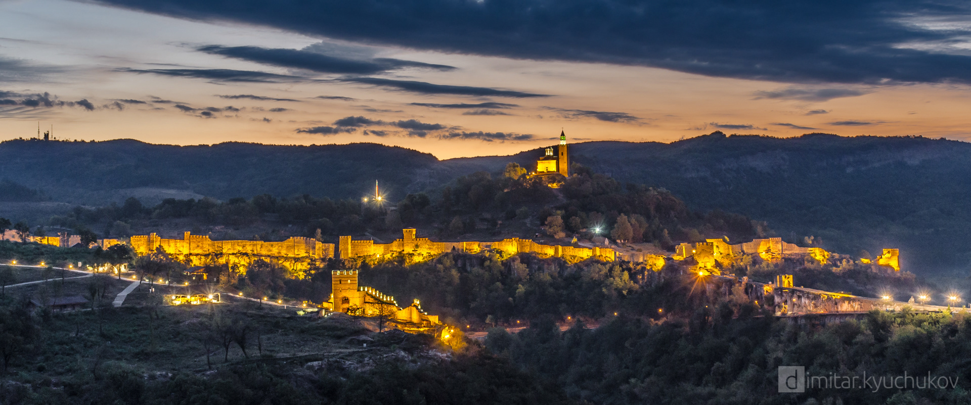 Veliko Tarnovo, Tsarevets fortress at sunrise
