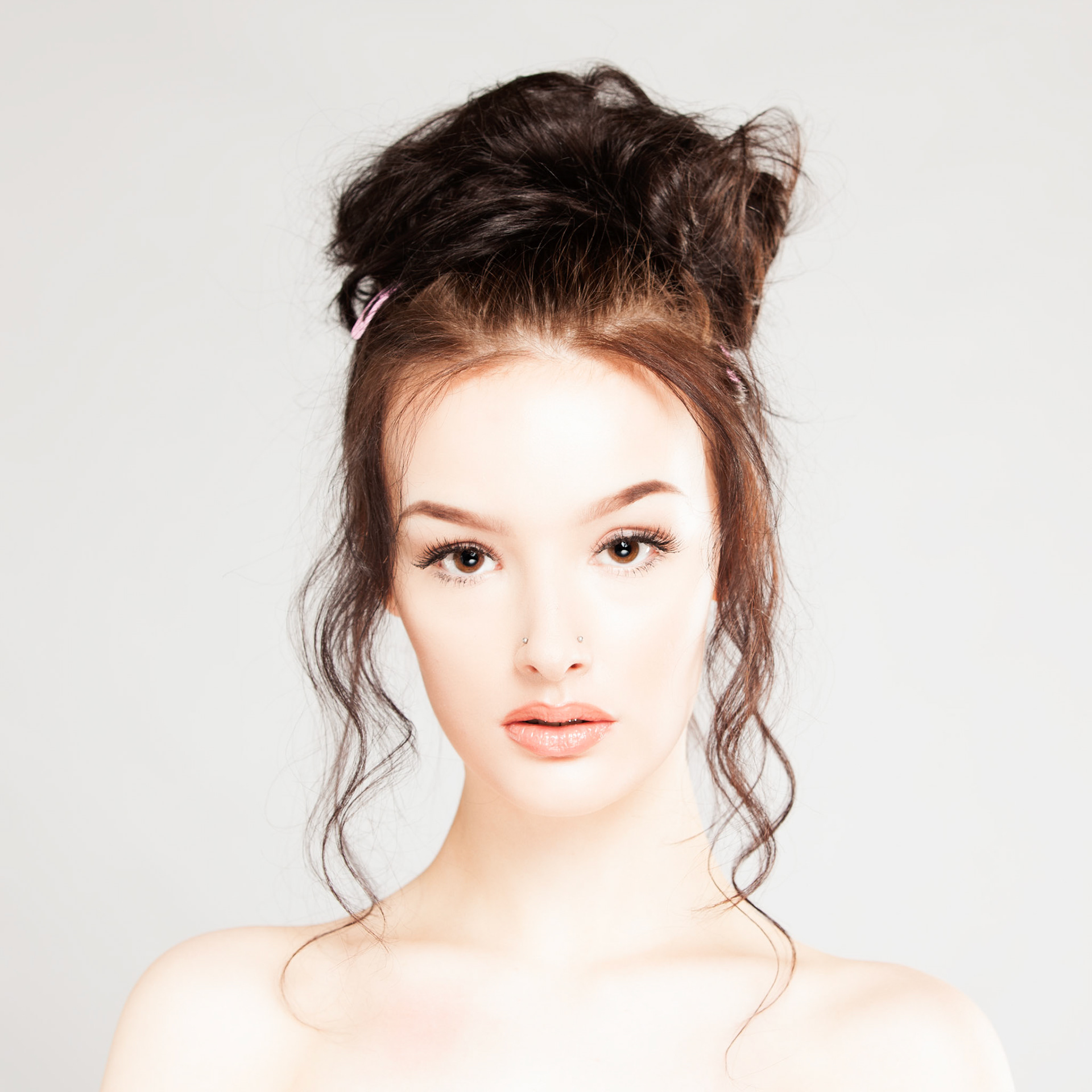 Model Headshot - Lindi McRoberts