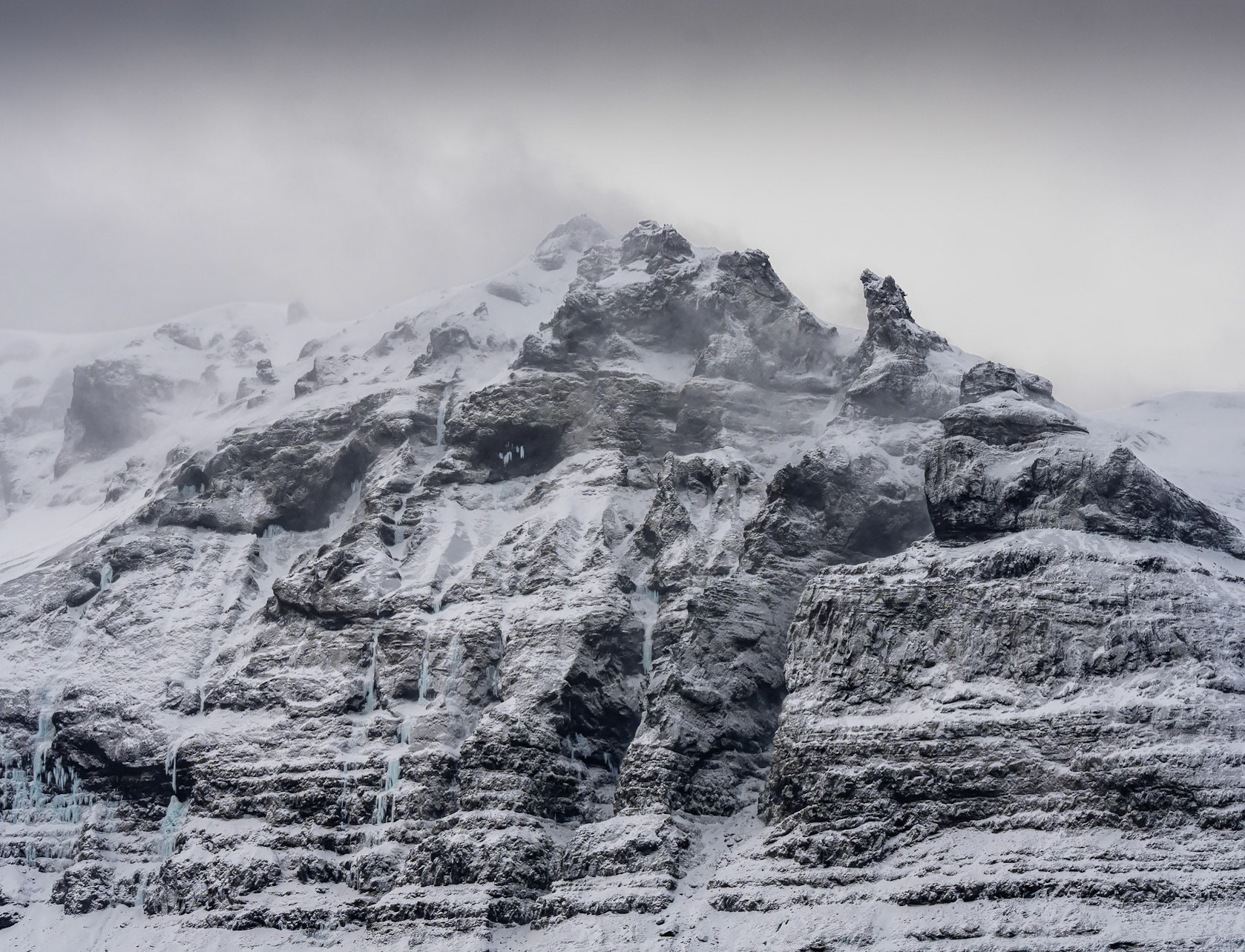 Helgrindur Mountain