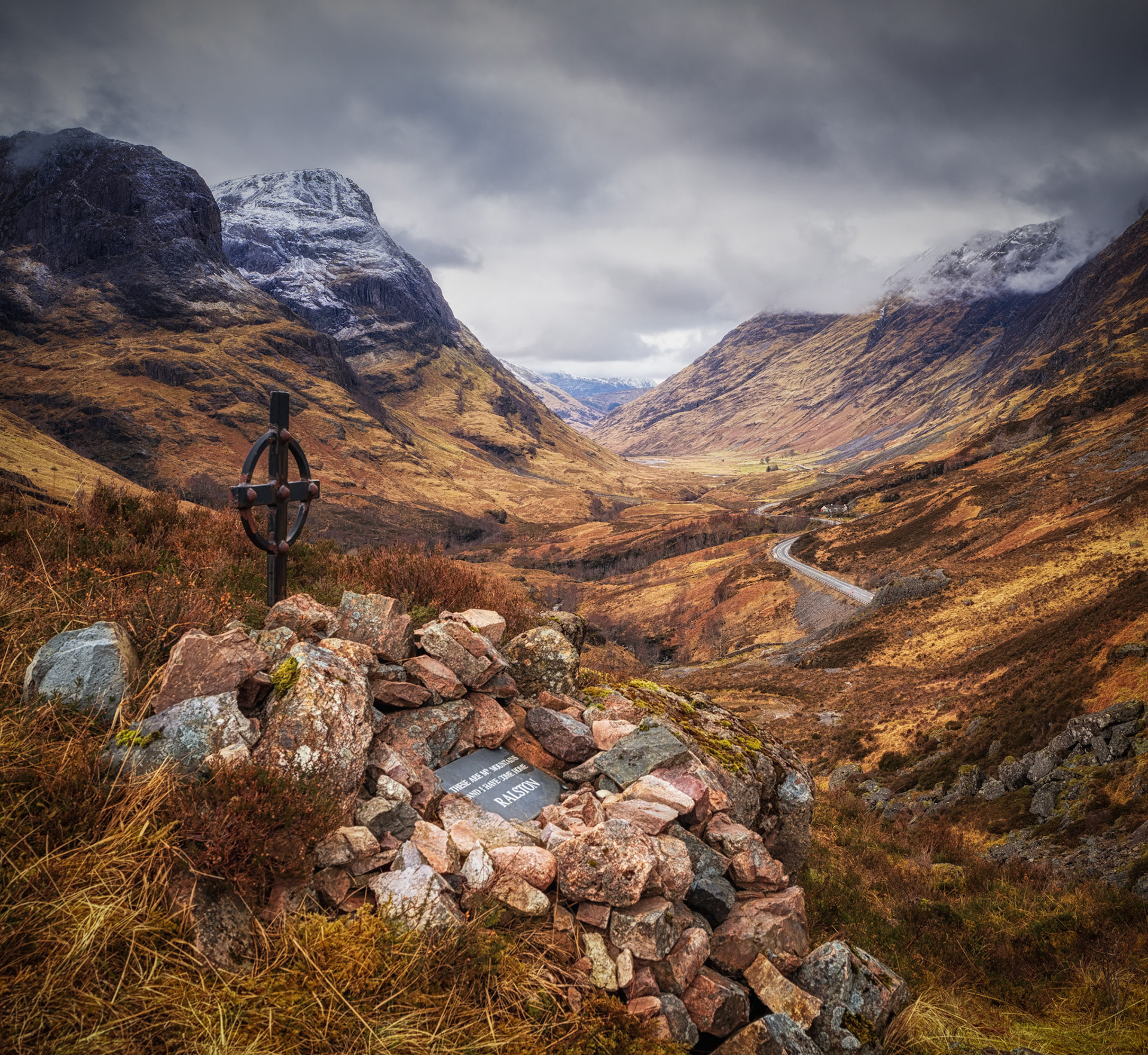Ralston Cross Glencoe