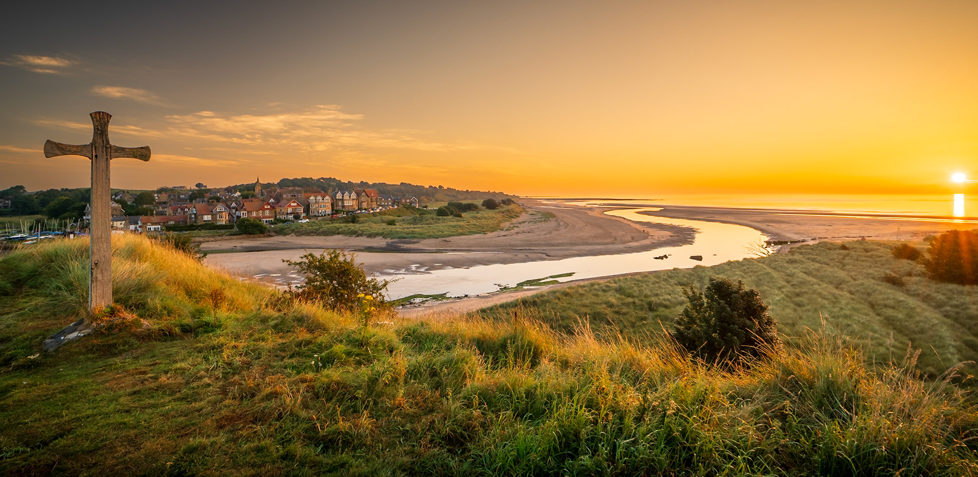 St. Cuthburt's Cross, Alnmouth