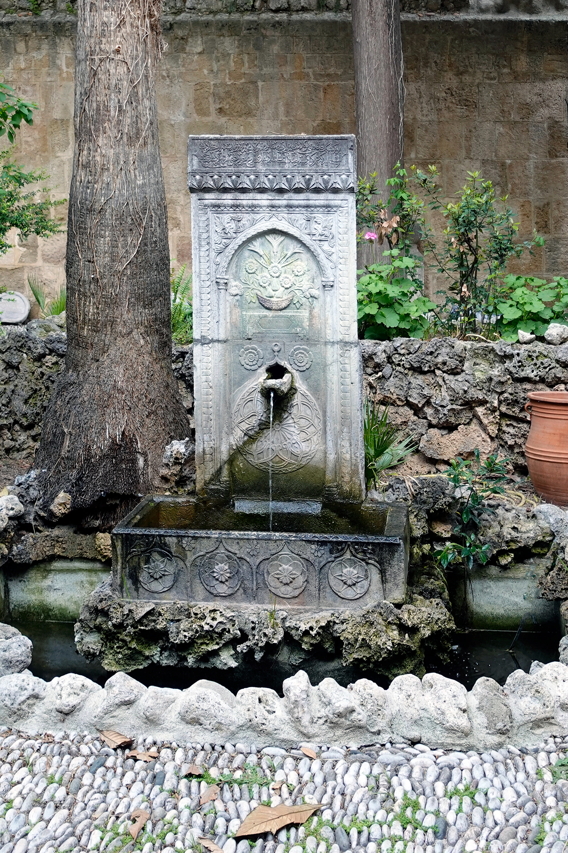 As is common in ancient cities, public fountains abound.