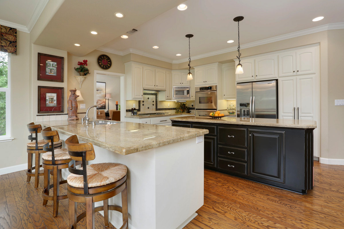 kitchen-with-breakfast-bar-and-separate-island