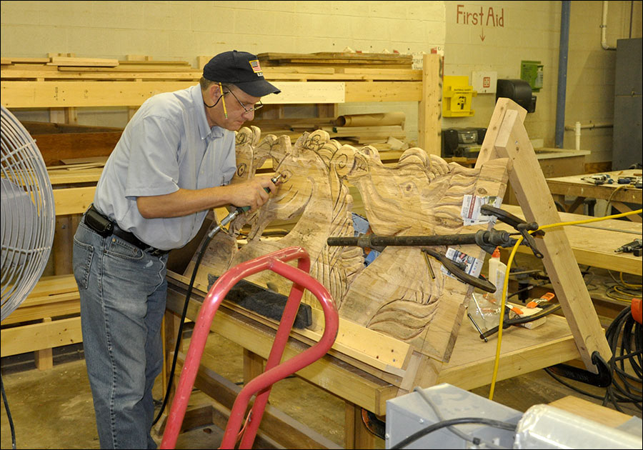 Pneumatic grinder