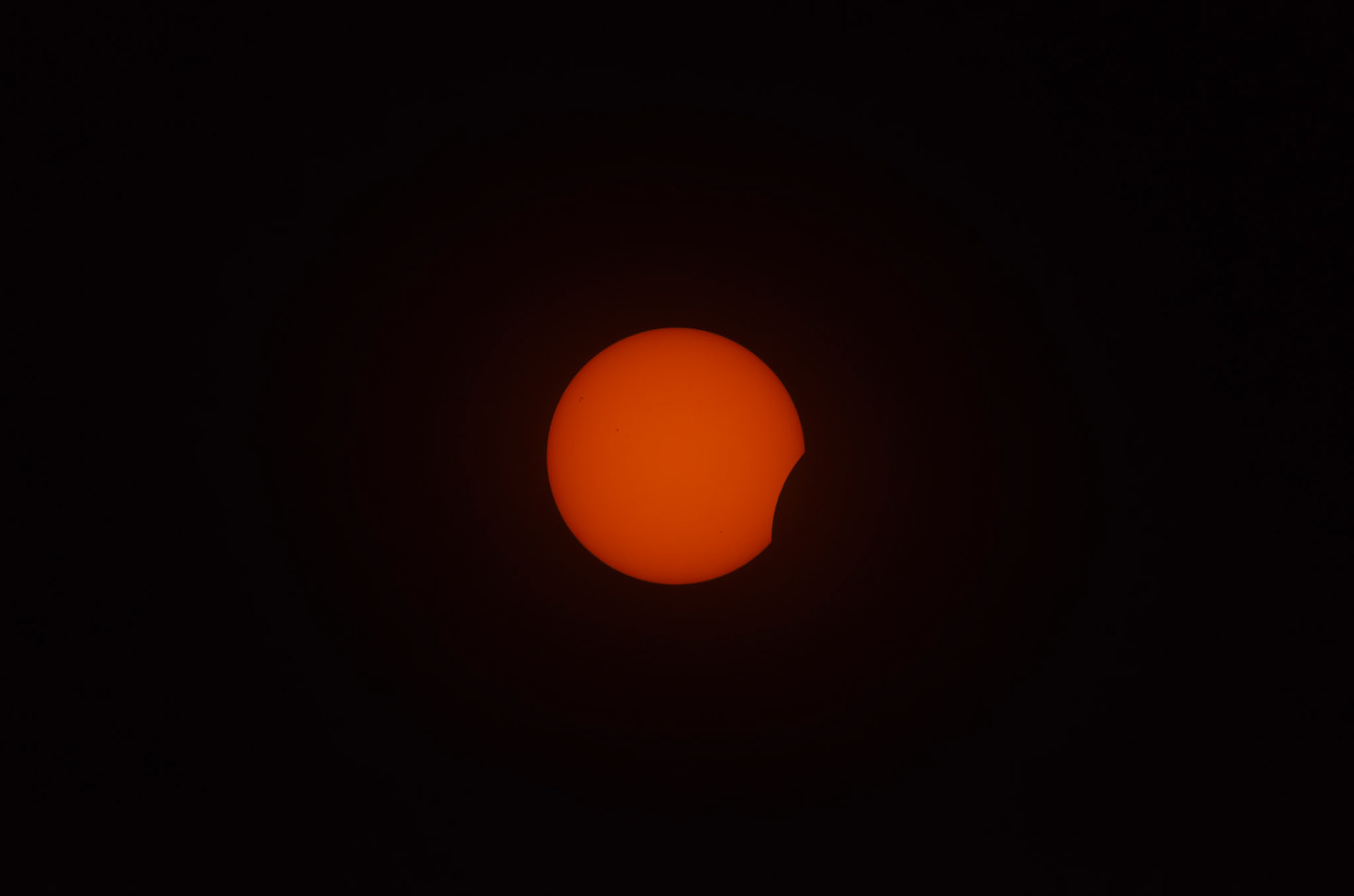 Eclipse solaire partielle