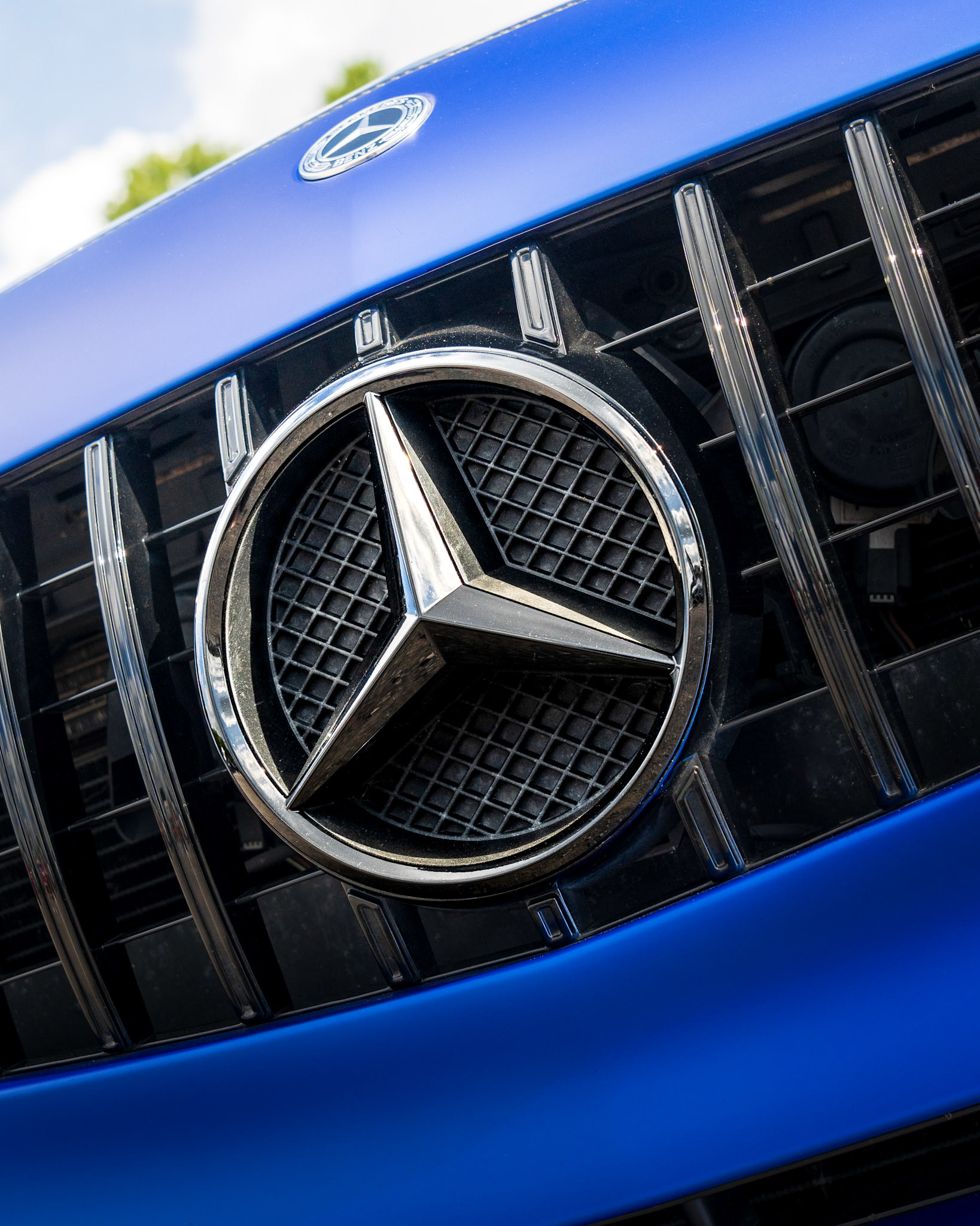 Mercedes Logo