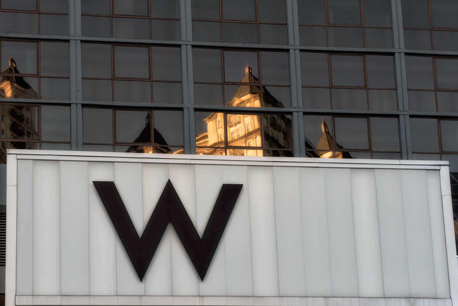 Western Hotel Reflections Mistown Atlanta