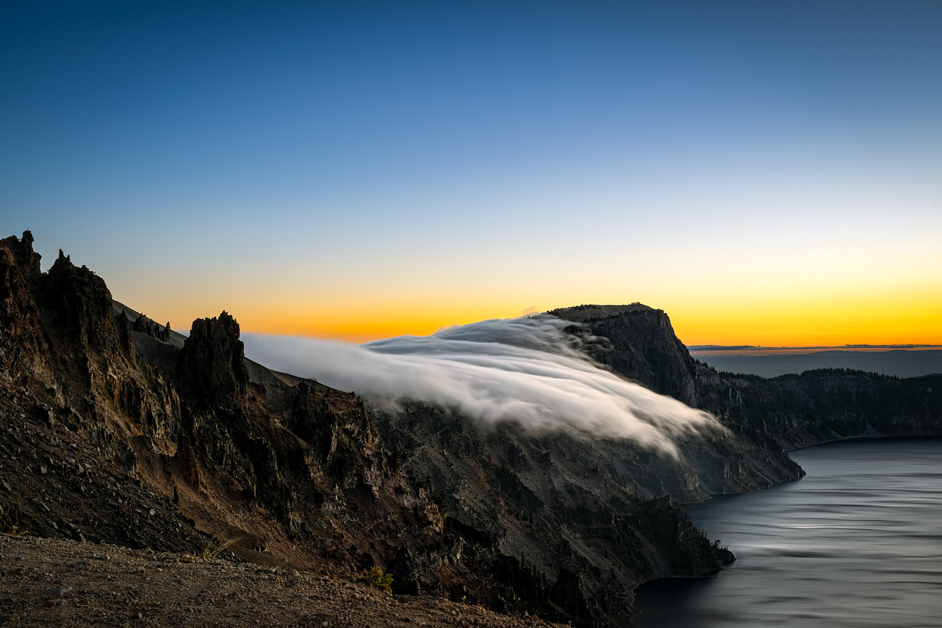 Sunrise Fog rolls into Crater Lake