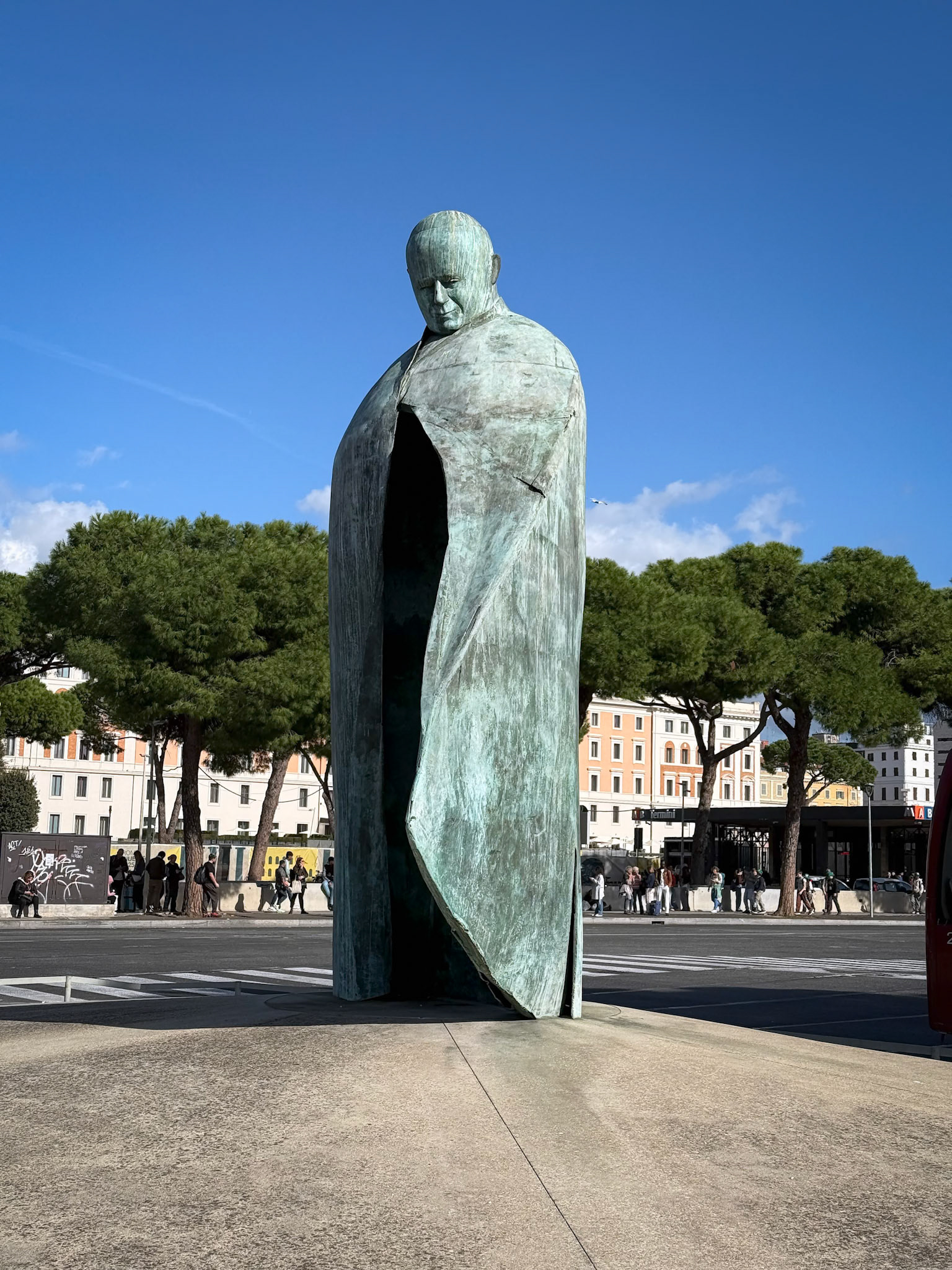 Statue of the Pope in Rome