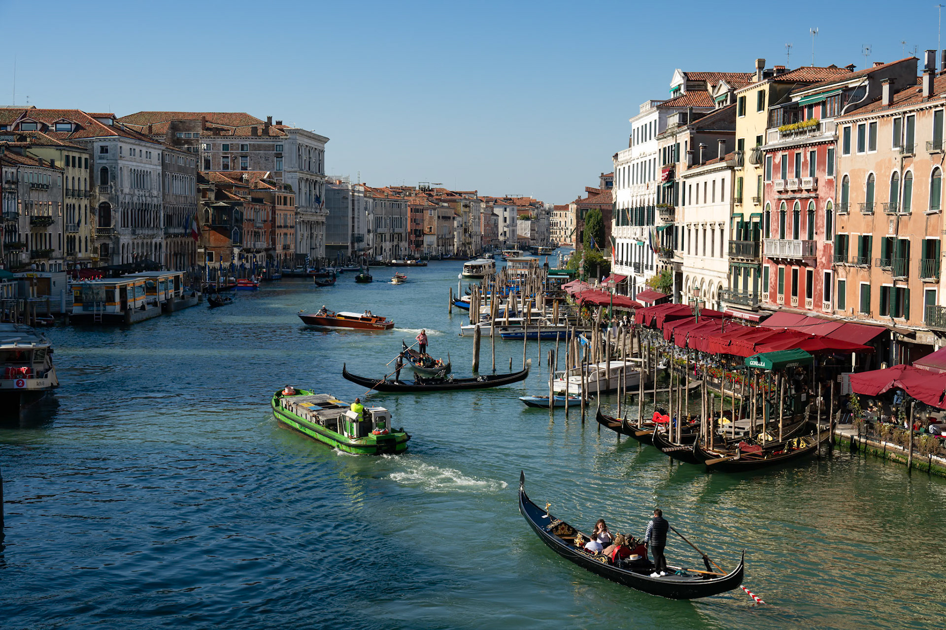 Early morning light on the Grand Canal, from the Rialto Bridge