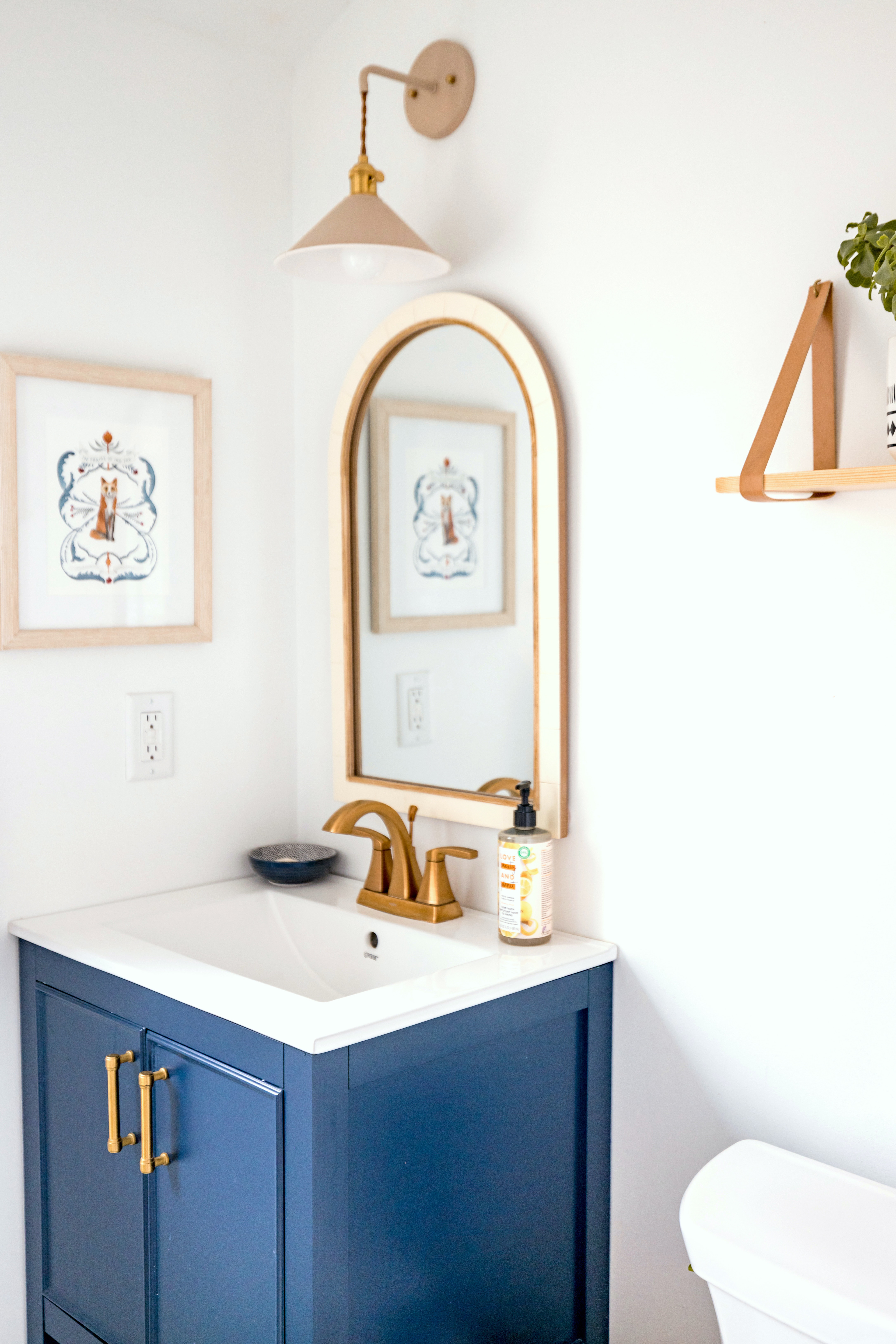 Upstairs bathroom