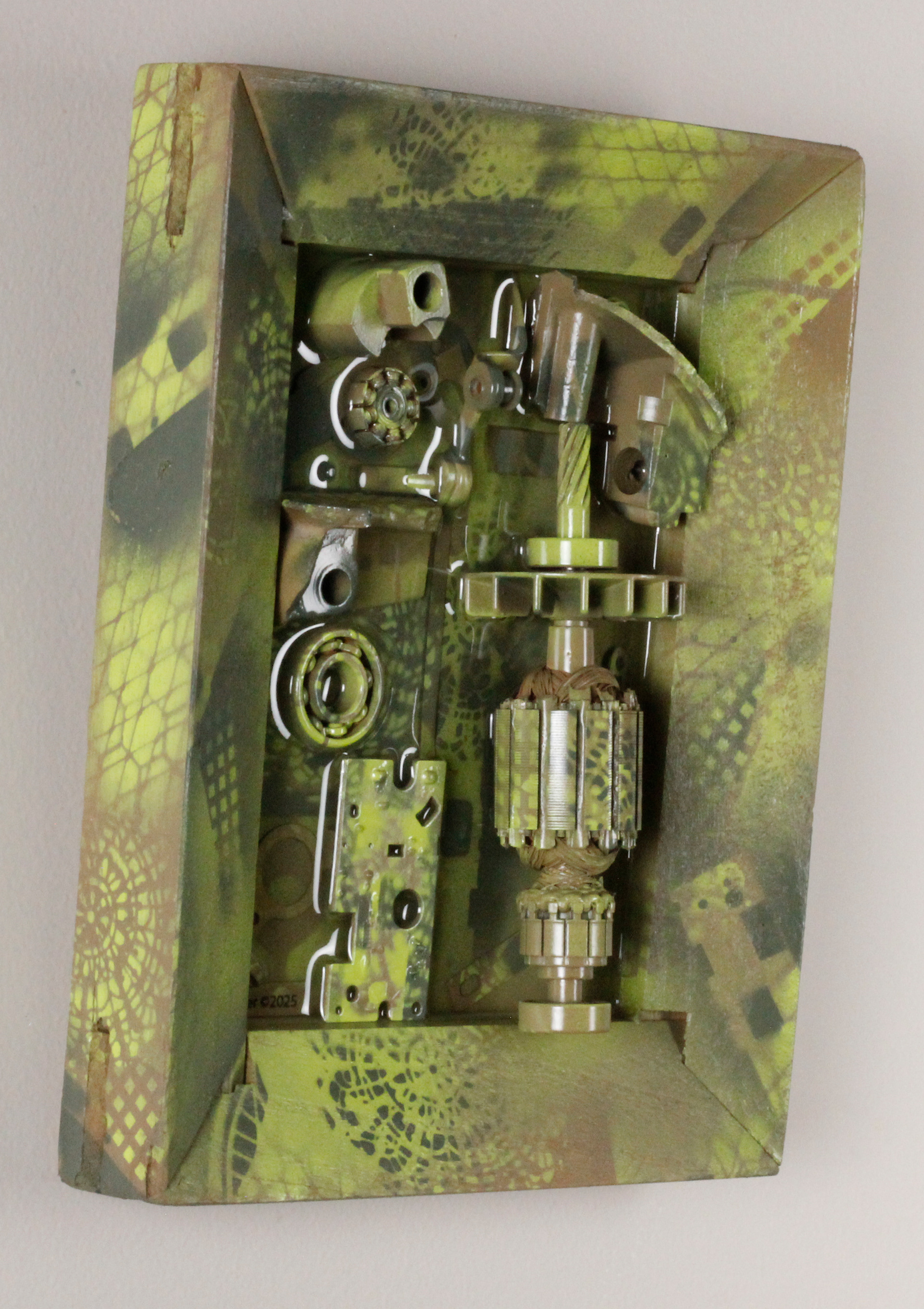 Chlorophyll Gearbox $490 (H:10” x W:8” x D:2.75”)