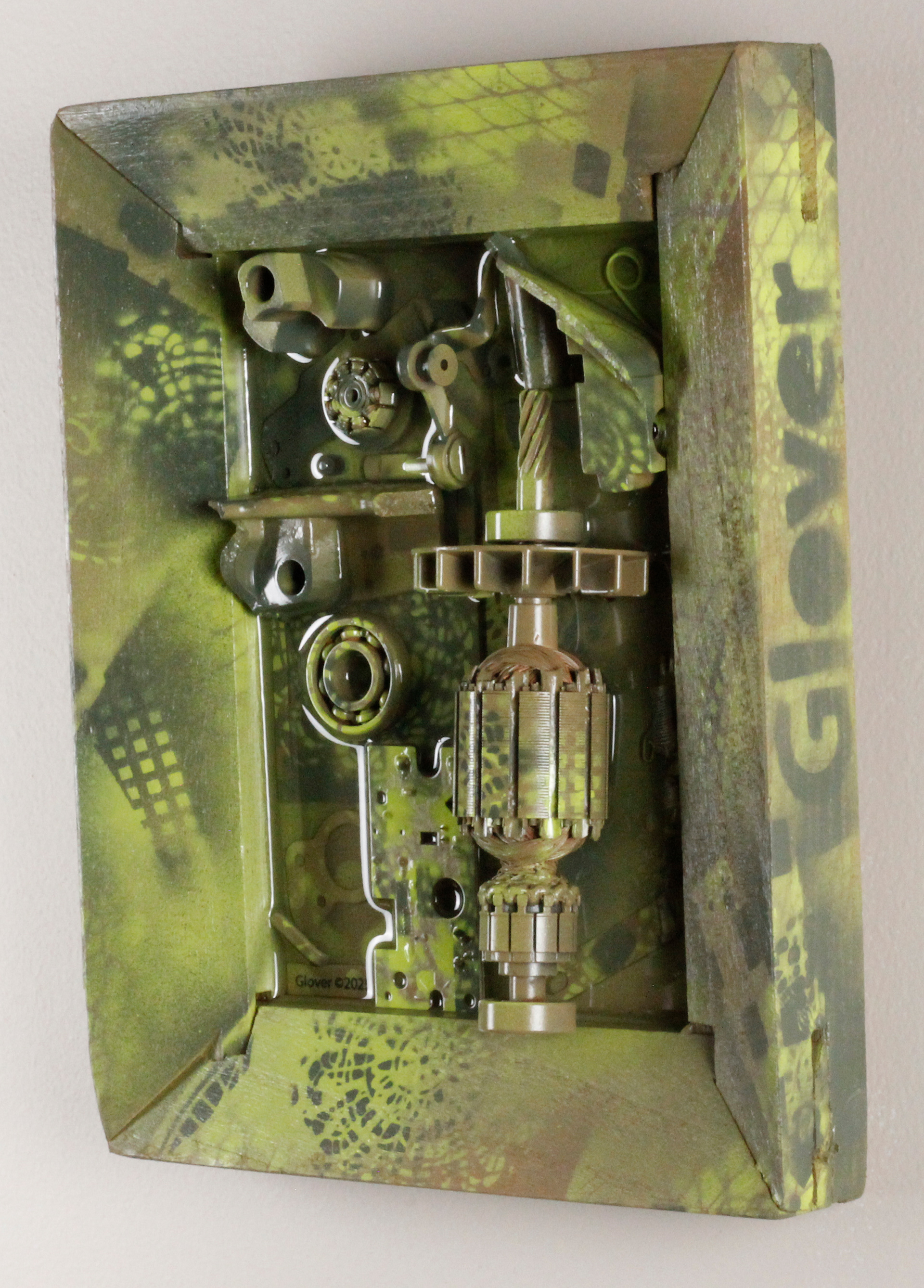 Chlorophyll Gearbox $490 (H:10” x W:8” x D:2.75”)