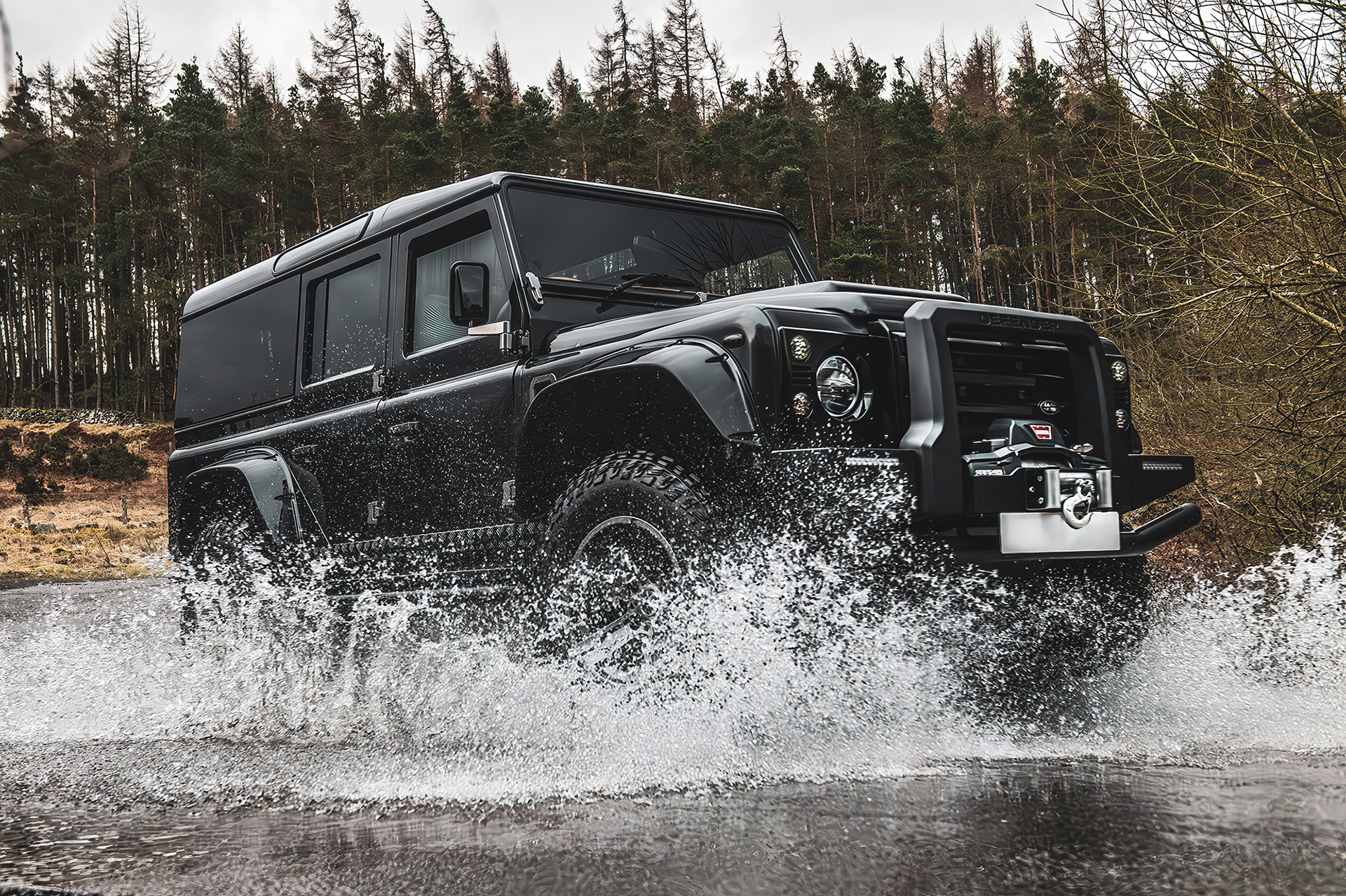 Land Rover - Photo taken on behalf of a client who retains the full ownership rights - no copyright infringement intended.