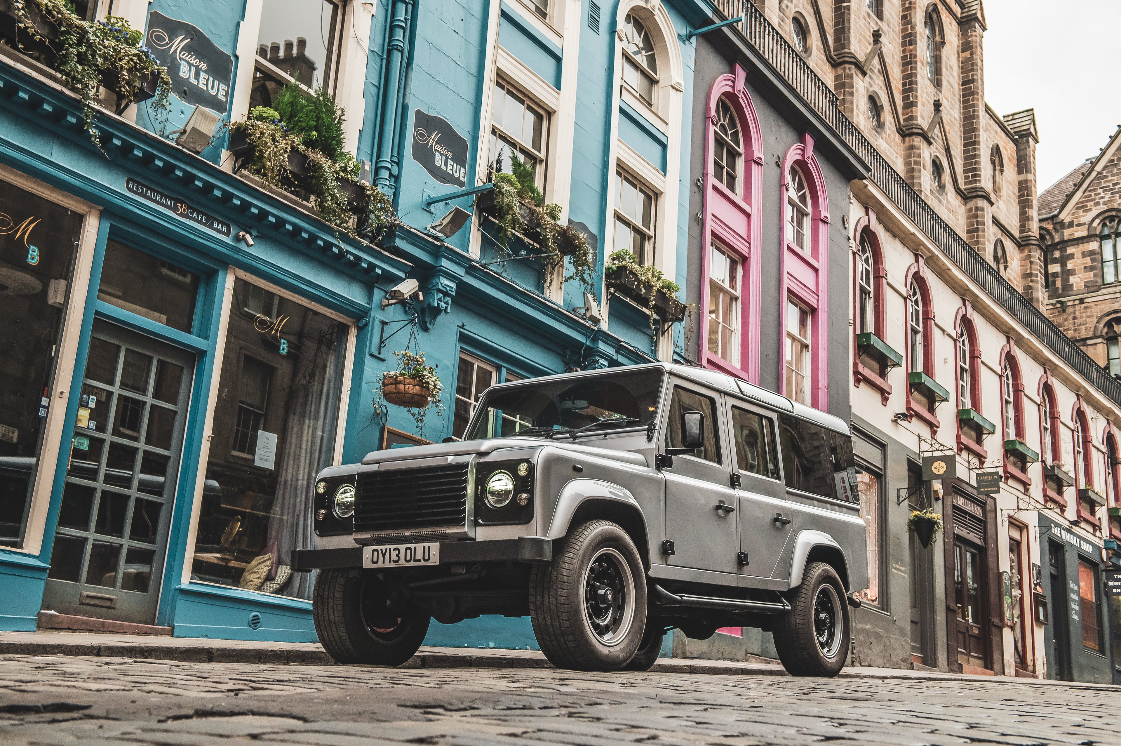 Land Rover - Photo taken on behalf of a client who retains the full ownership rights - no copyright infringement intended.