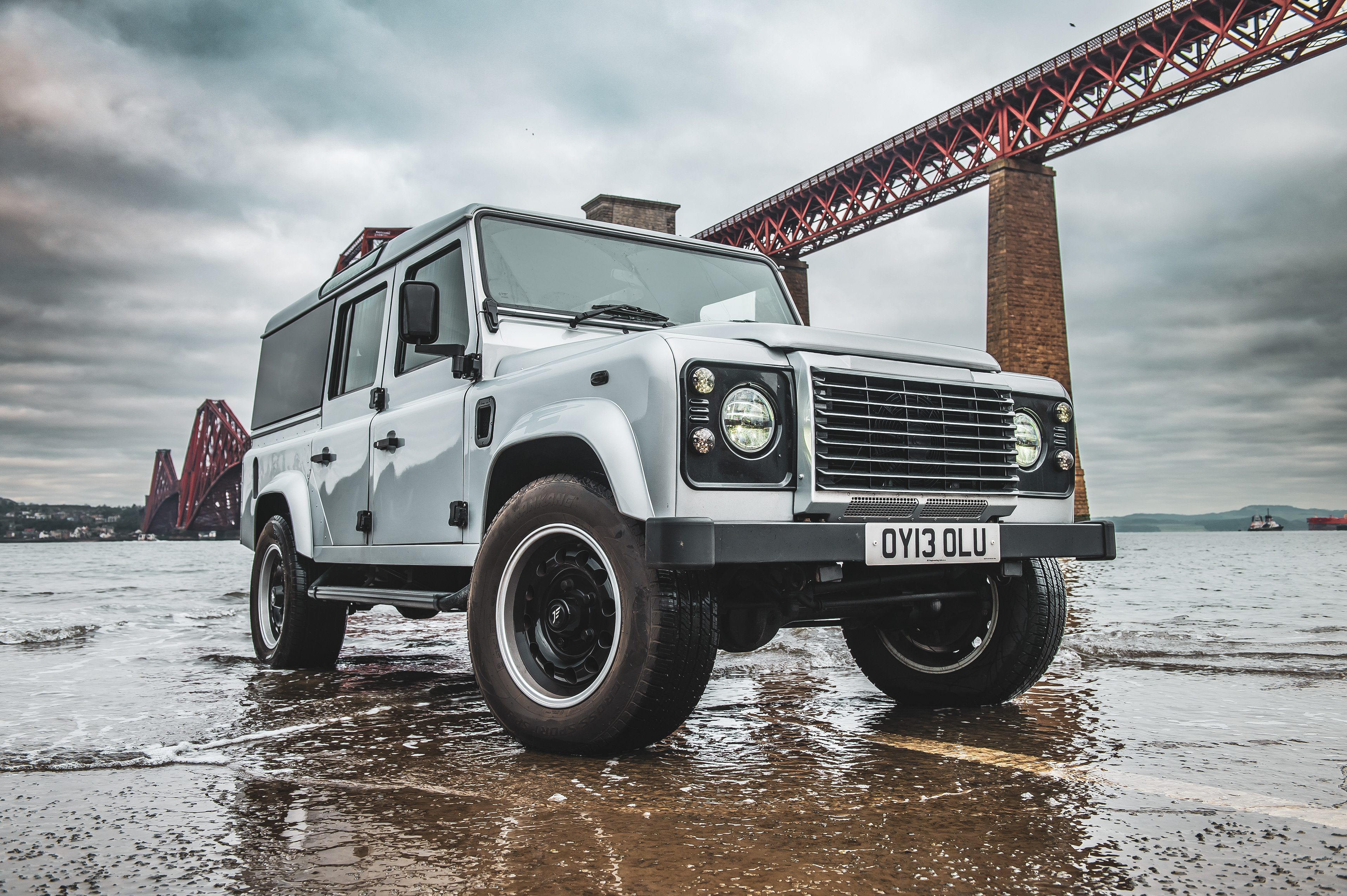 Land Rover - Photo taken on behalf of a client who retains the full ownership rights - no copyright infringement intended.
