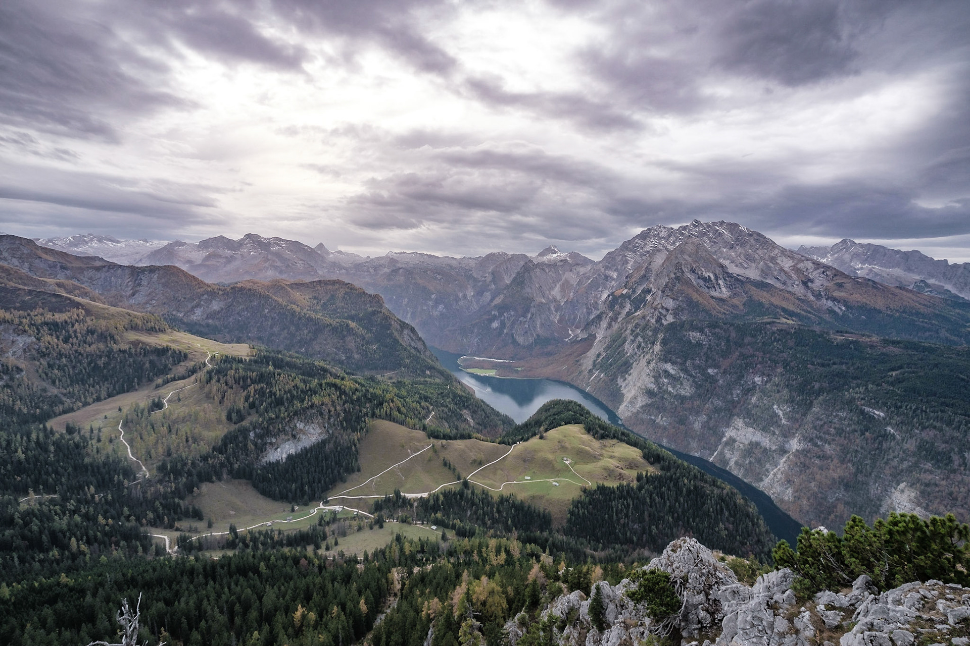 På toppen av Jenner ser man Königssee från ovan