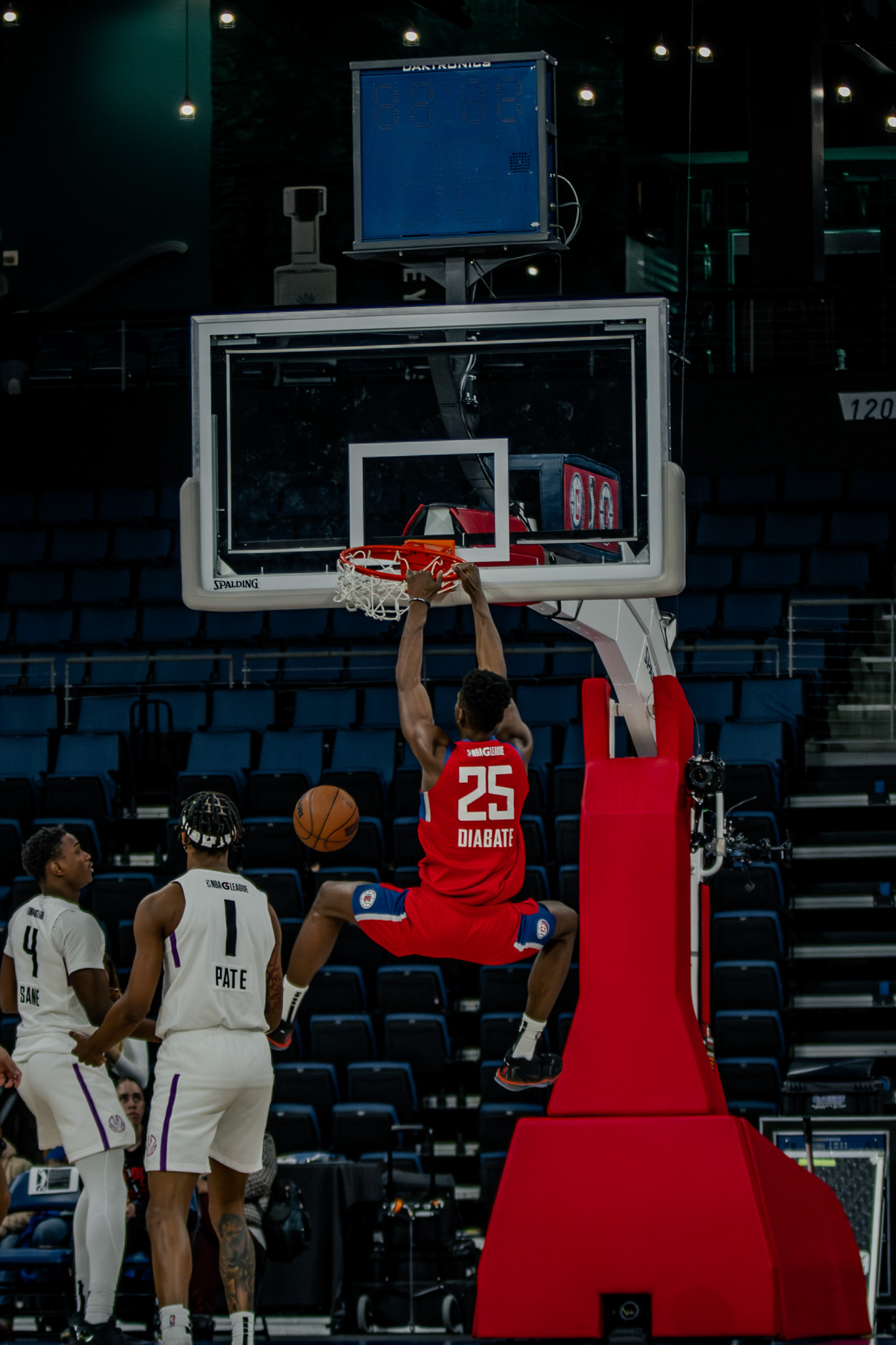 CLIPPERS ALUMS Moussa Diabaté (Charlotte Hornets ) 
