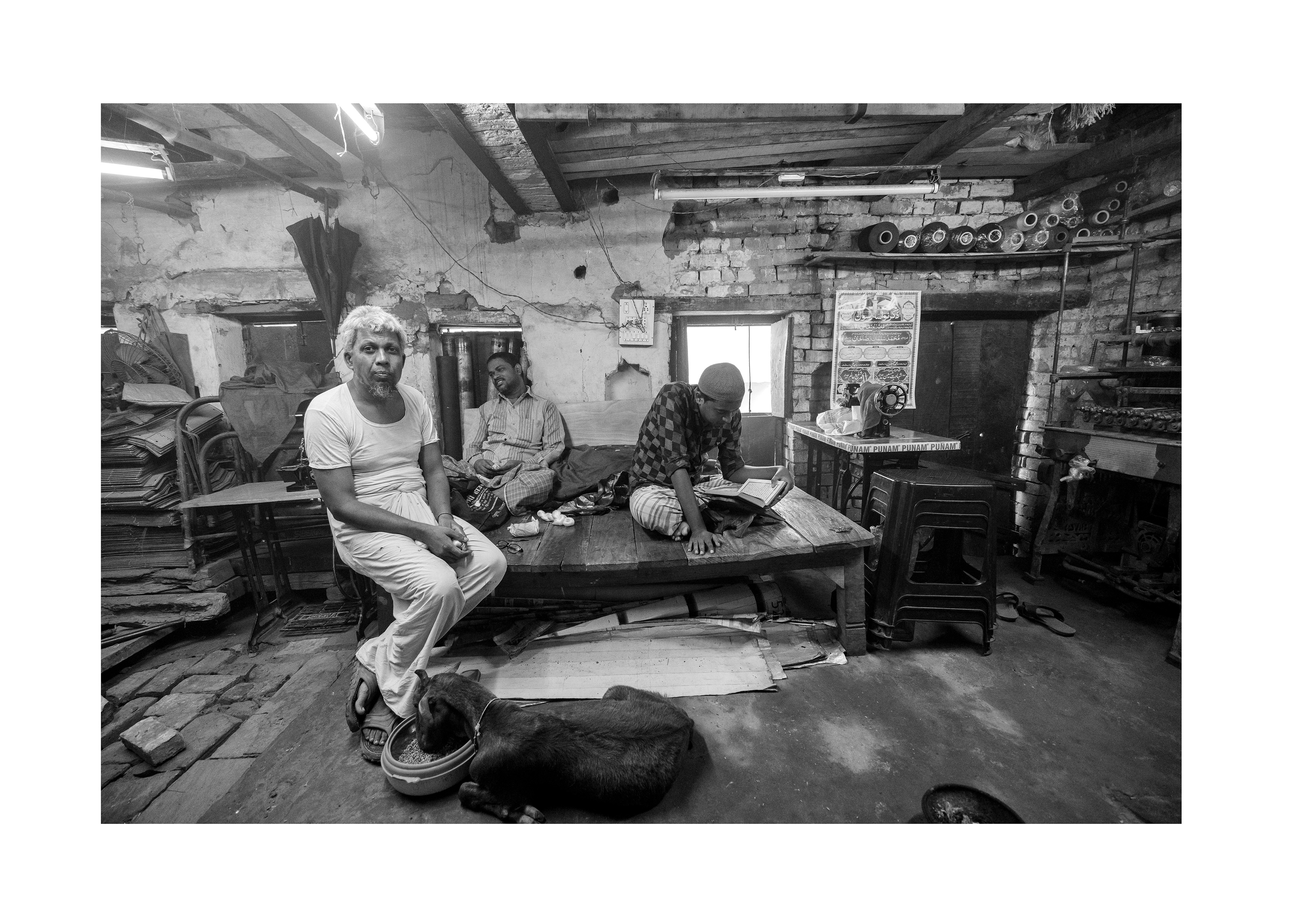 loom workers in varanasi