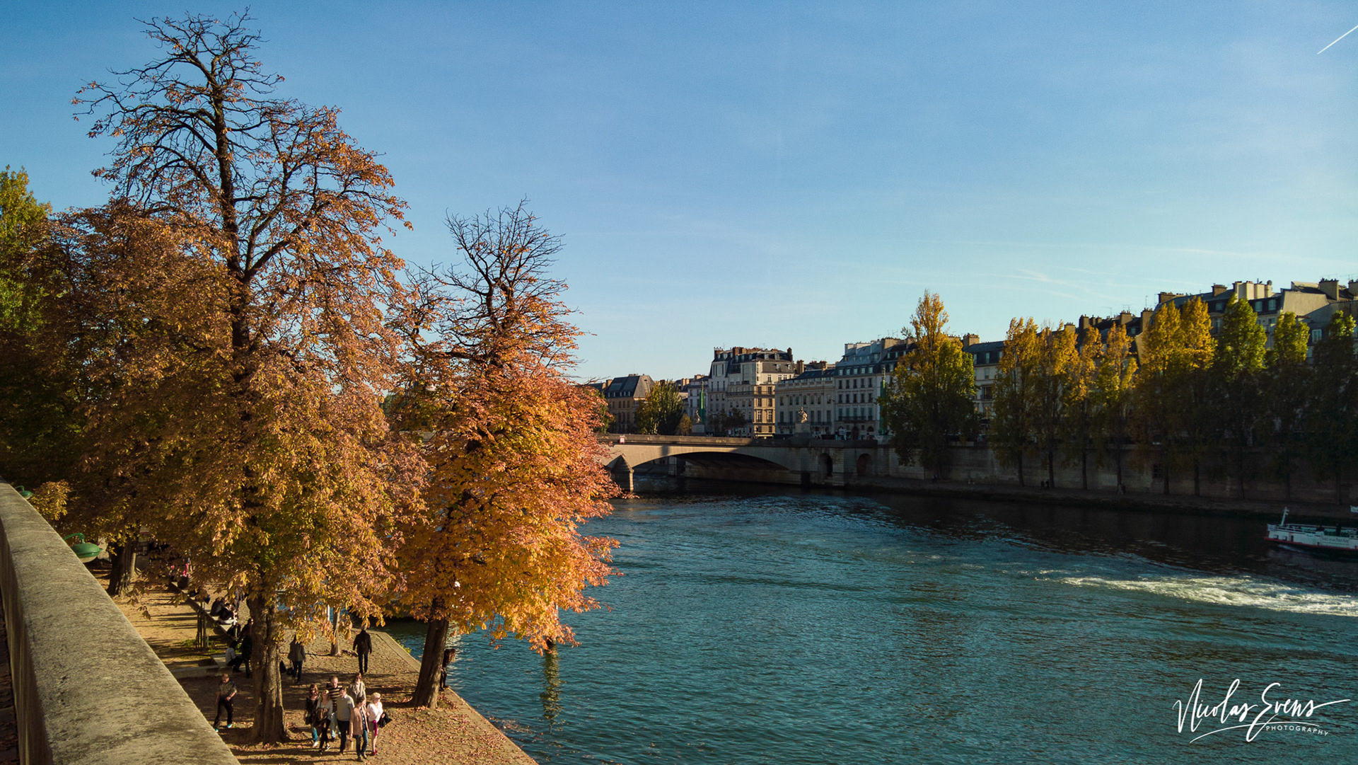Seine, Paris, FR