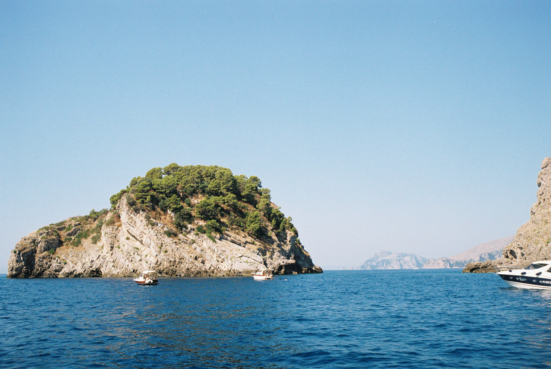 minolta x-700, portra 400