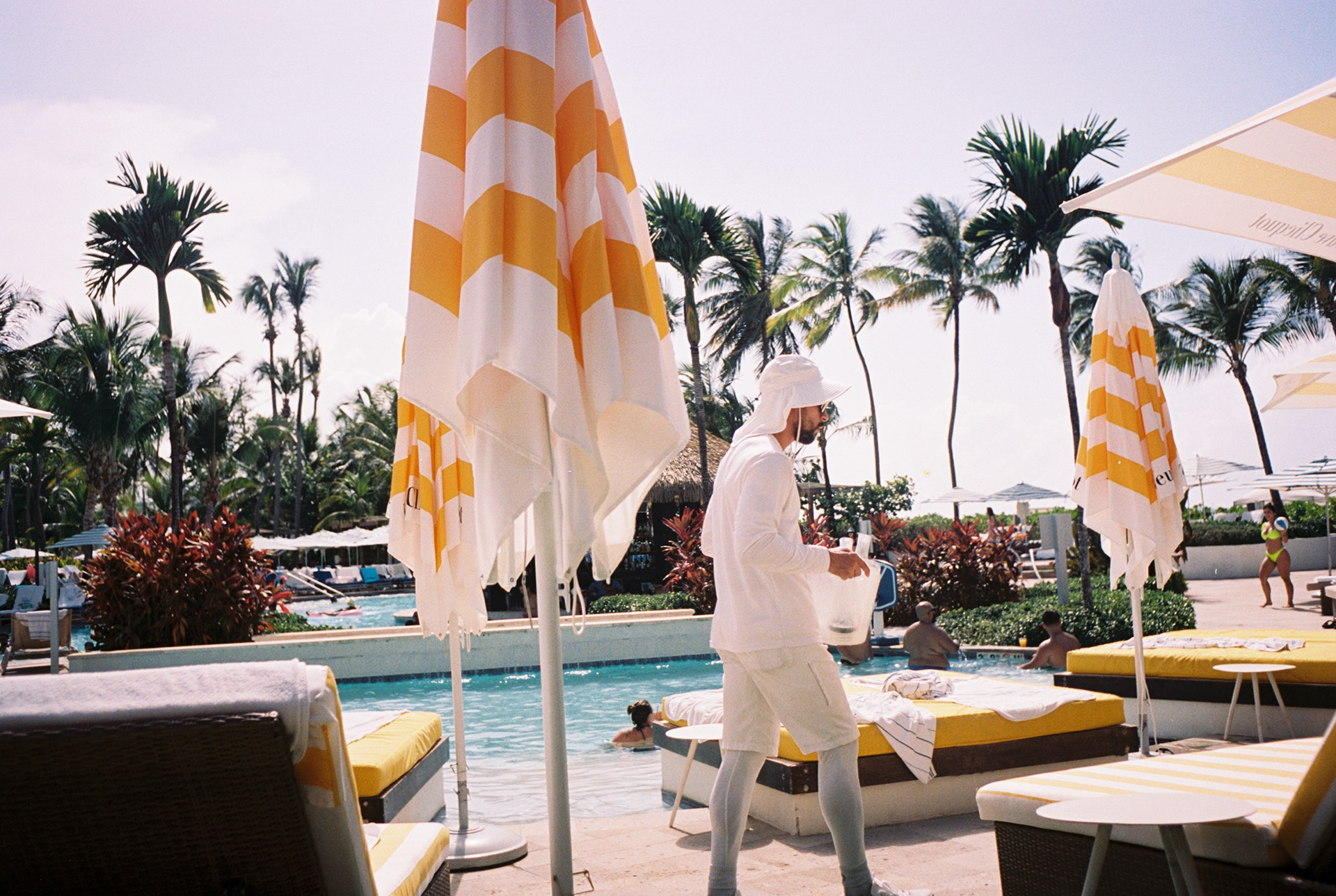 minolta x-700, portra 400