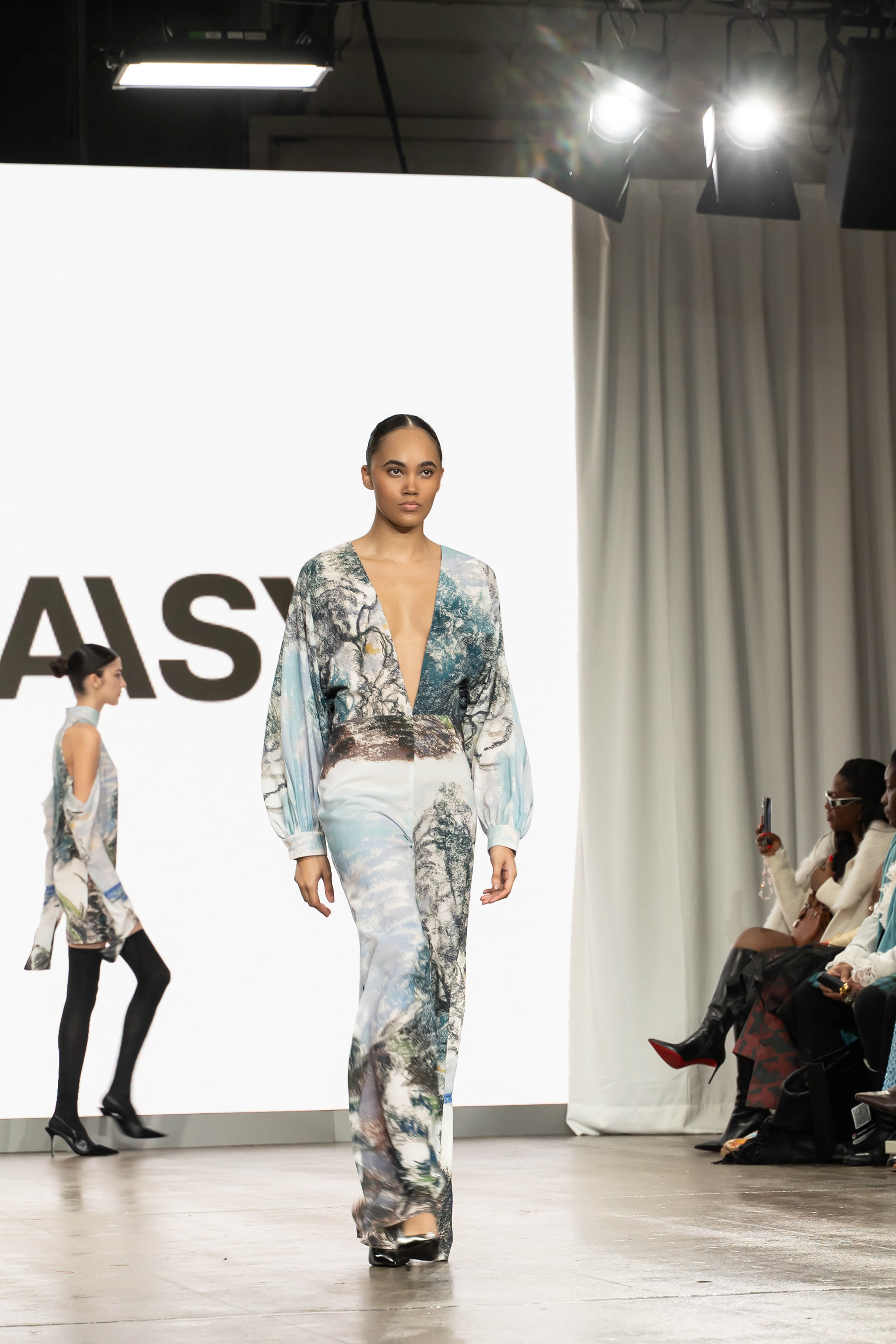 LONDON FASHION WEEK AW26 - Mad Daisy Catwalk