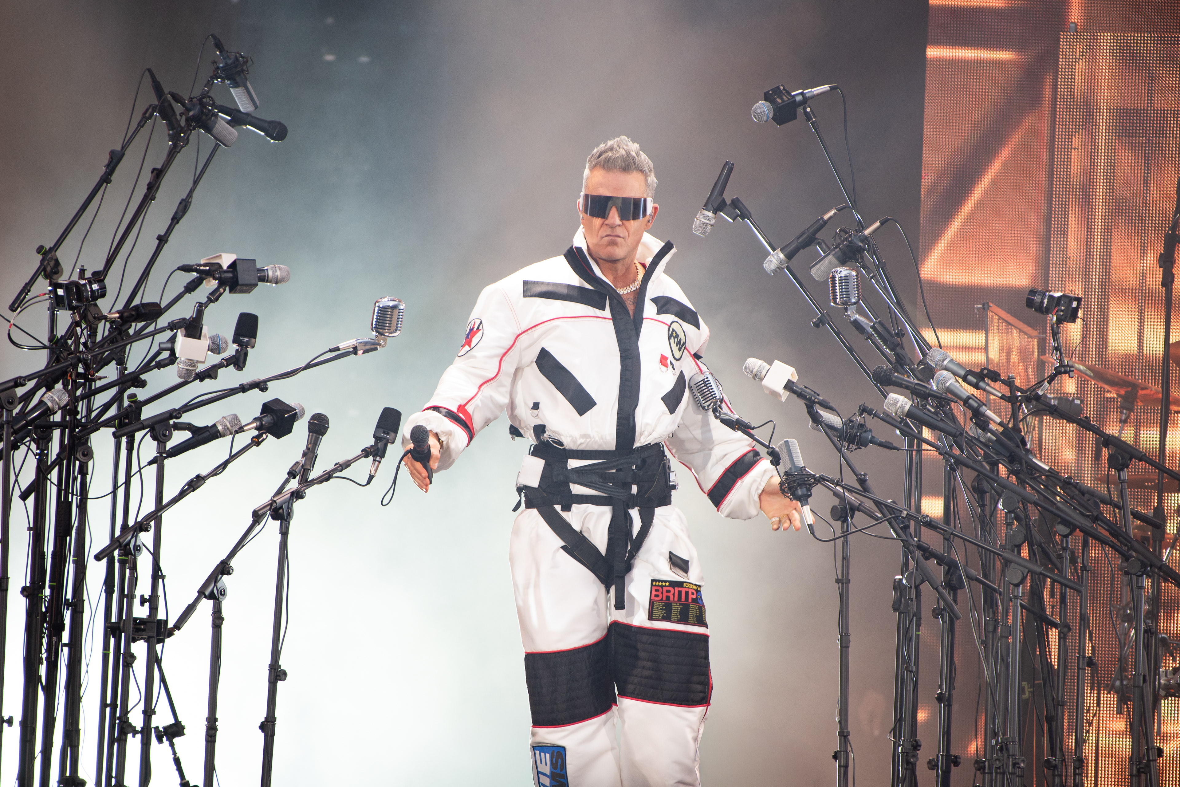Robbie Williams - Emirates Stadium