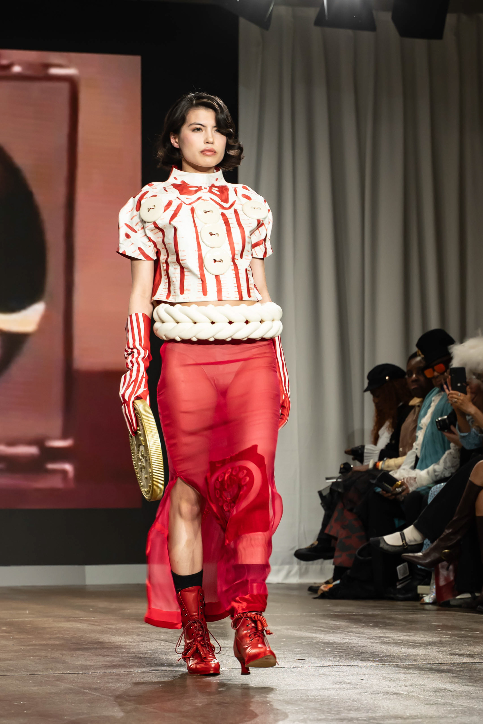 LONDON FASHION WEEK AW26 - Ji Kim Catwalk