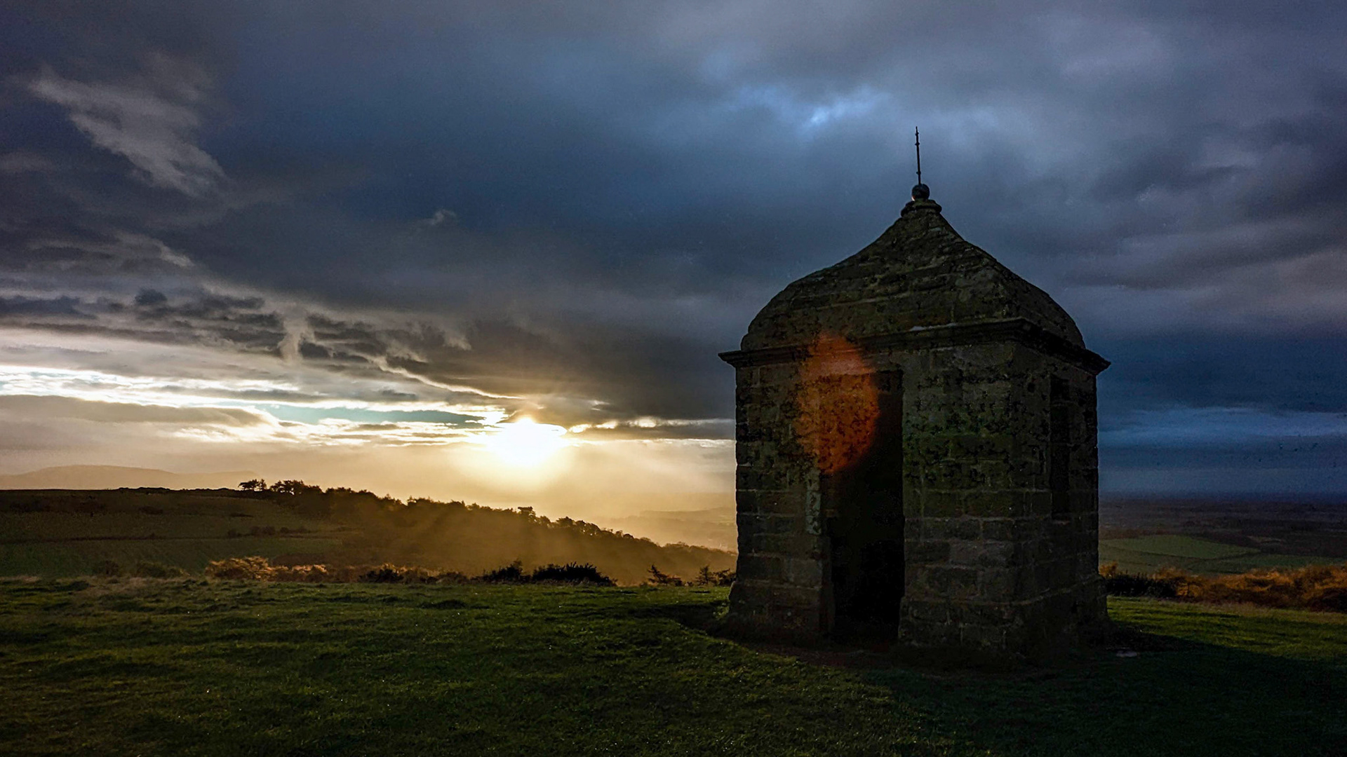 Roseberry Topping shooting box