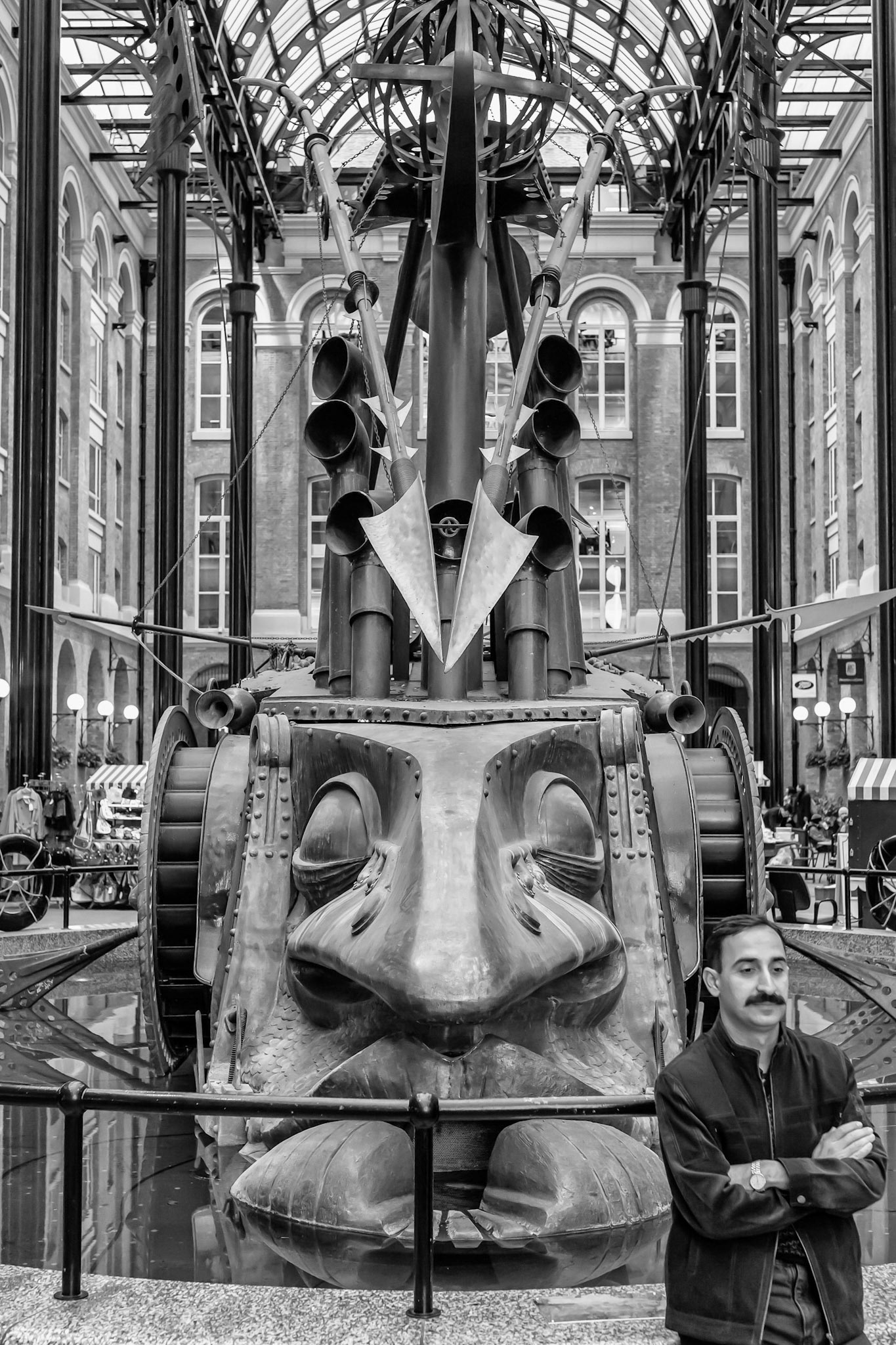 Hay's Galleria, The Navigator