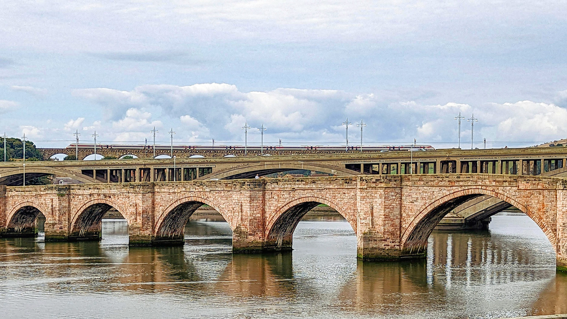 This album shows the Old Bridge (1524), the Royal Tweed Bridge (1928) and the Royal Border Bridge (1850).