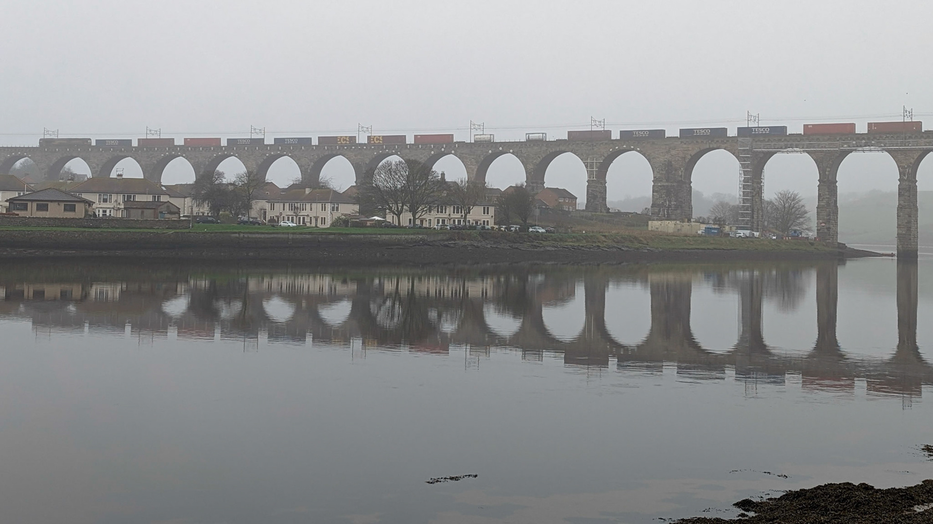 This album shows the Old Bridge (1524), the Royal Tweed Bridge (1928) and the Royal Border Bridge (1850).