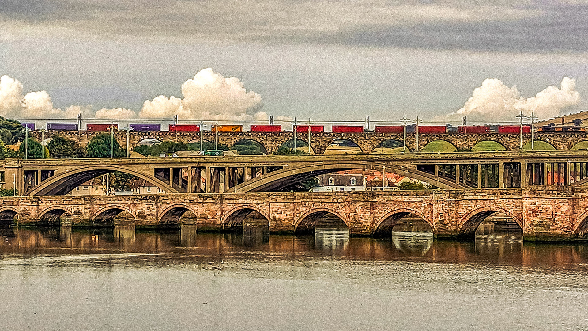 This album shows the Old Bridge (1524), the Royal Tweed Bridge (1928) and the Royal Border Bridge (1850).
