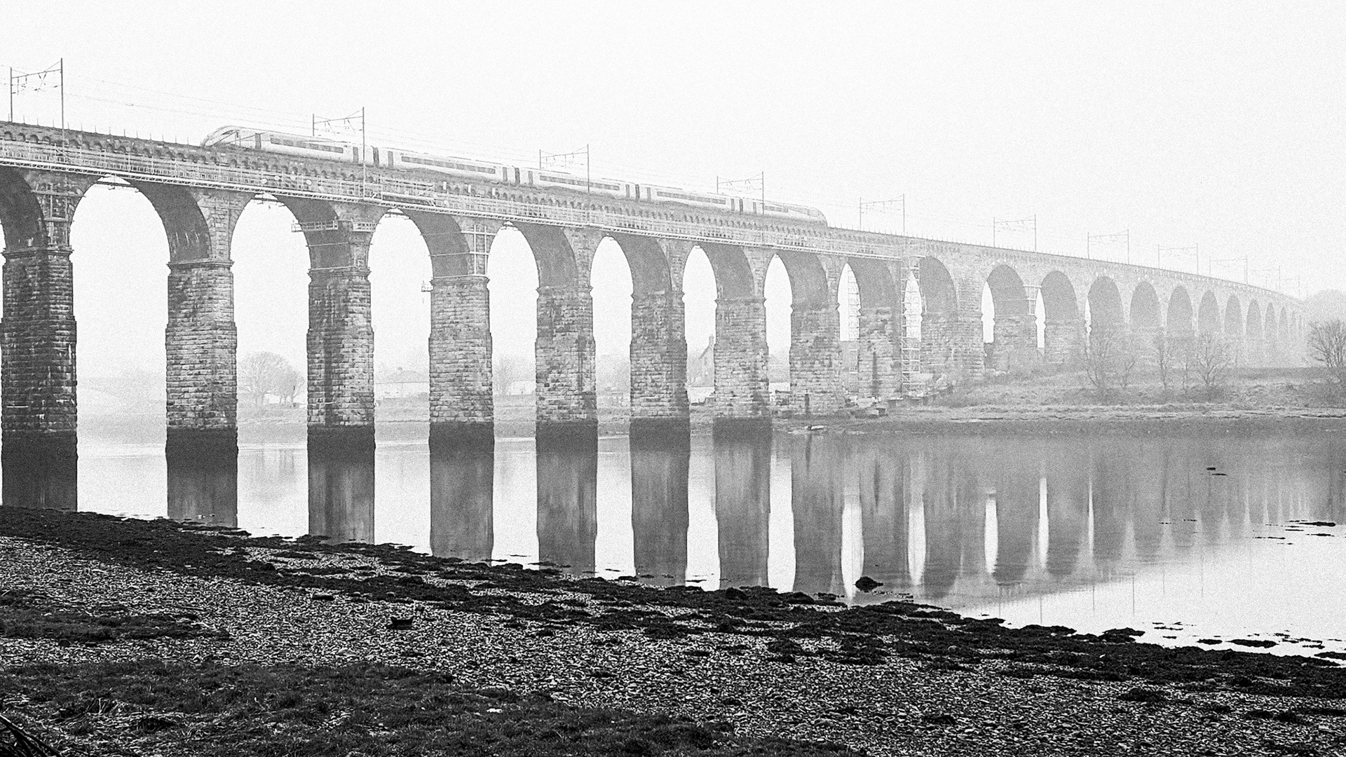 This album shows the Old Bridge (1524), the Royal Tweed Bridge (1928) and the Royal Border Bridge (1850).