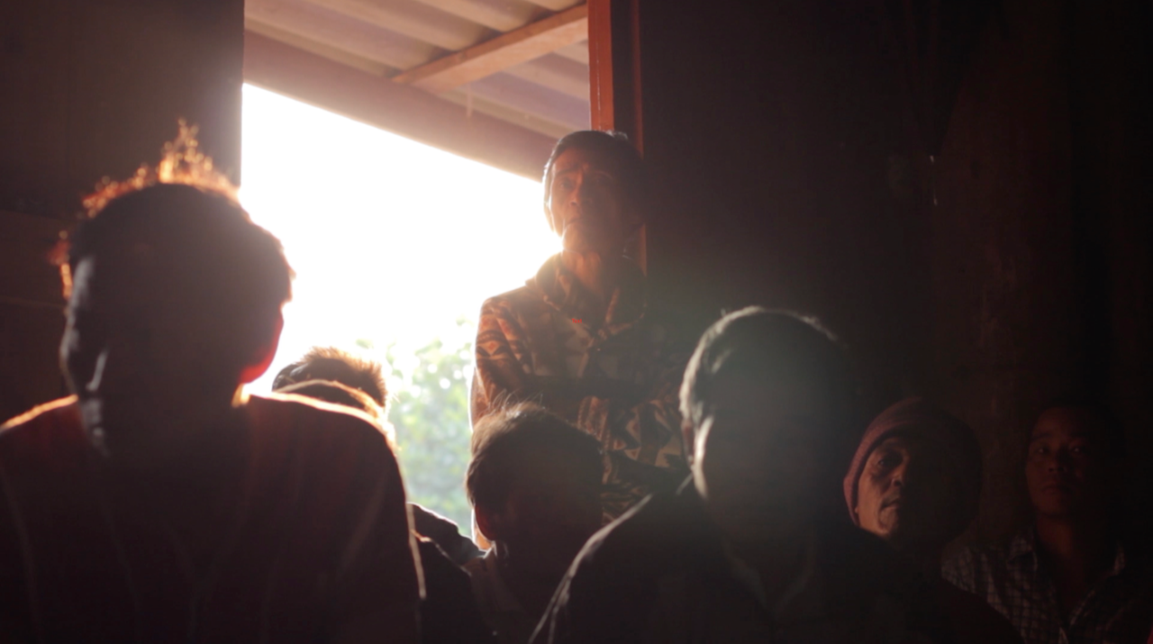 Mae-Na-Klarng village, discussion meeting for the installation of water tanks