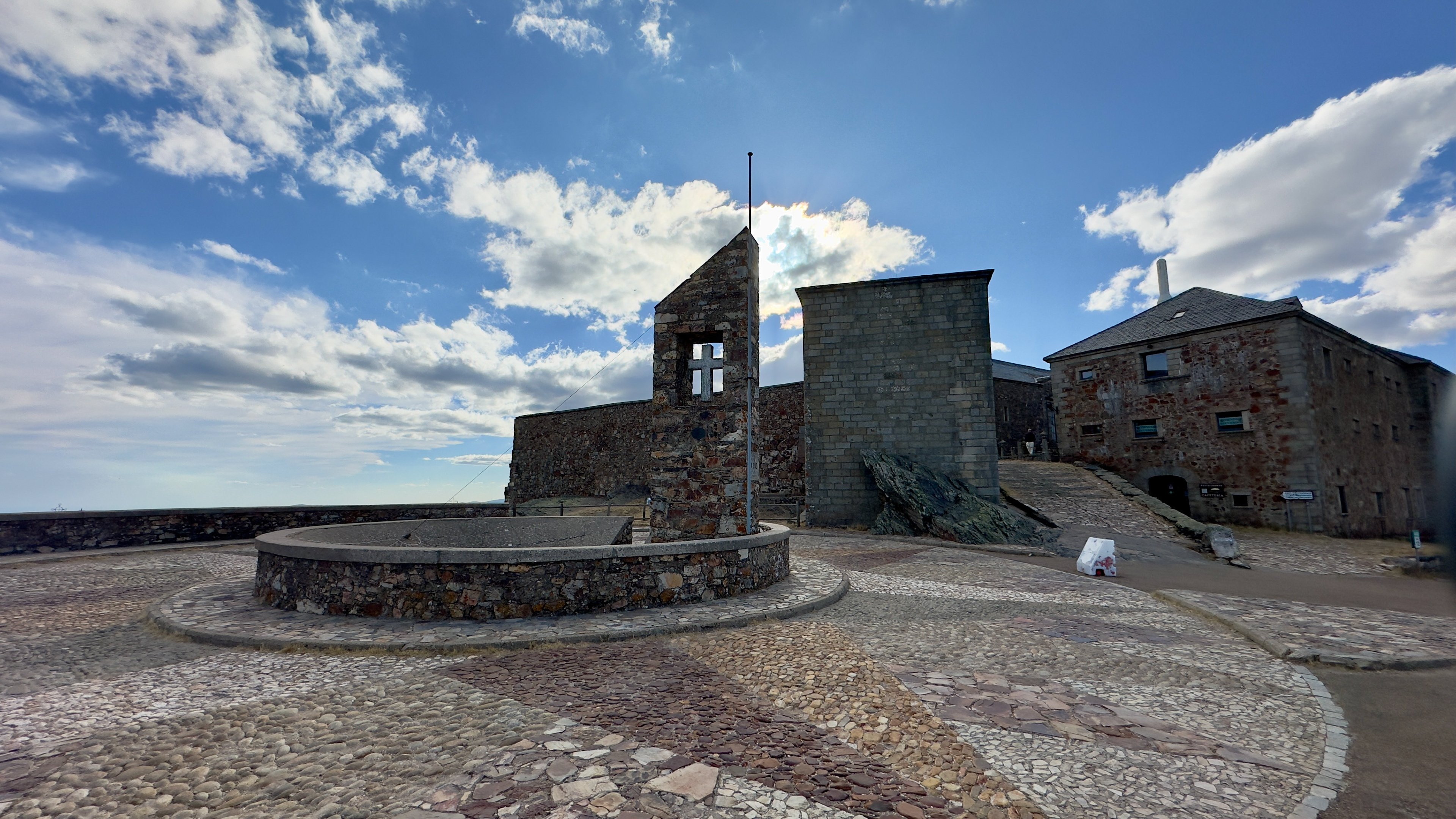 Santuario de Nuestra Señora de la Peña de Francia. El Cabaco, Salamanca