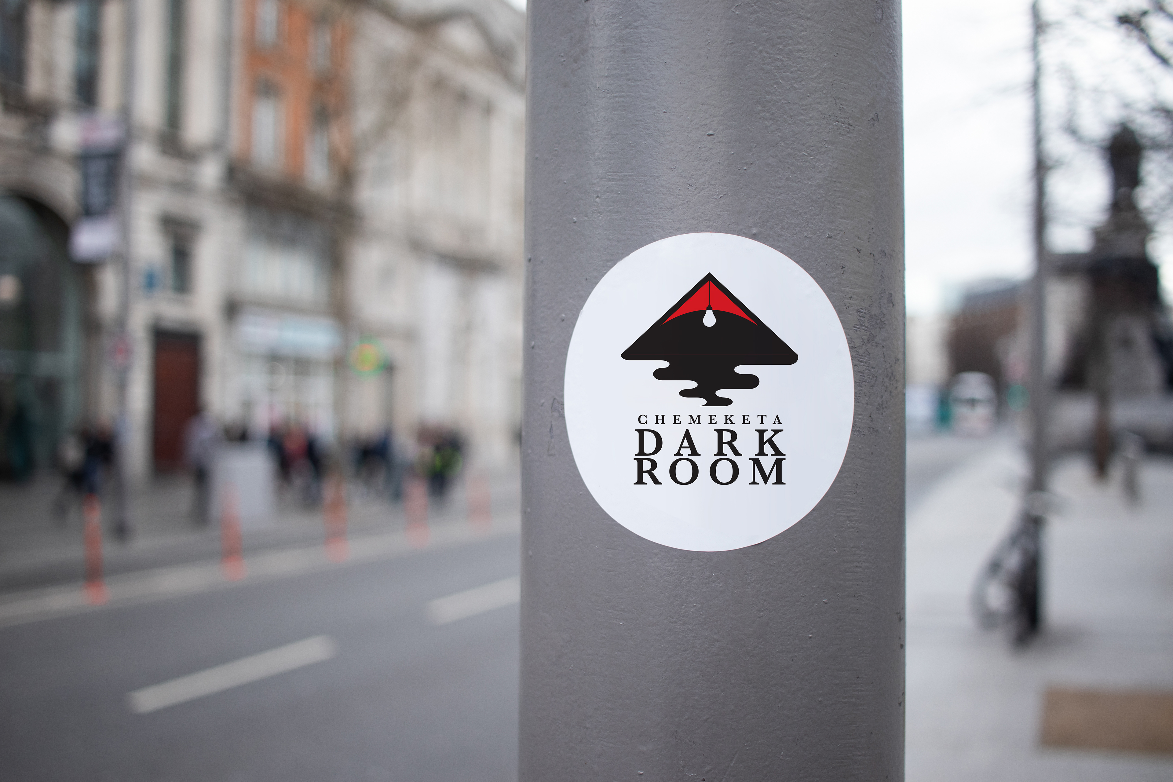 Dark room Logo