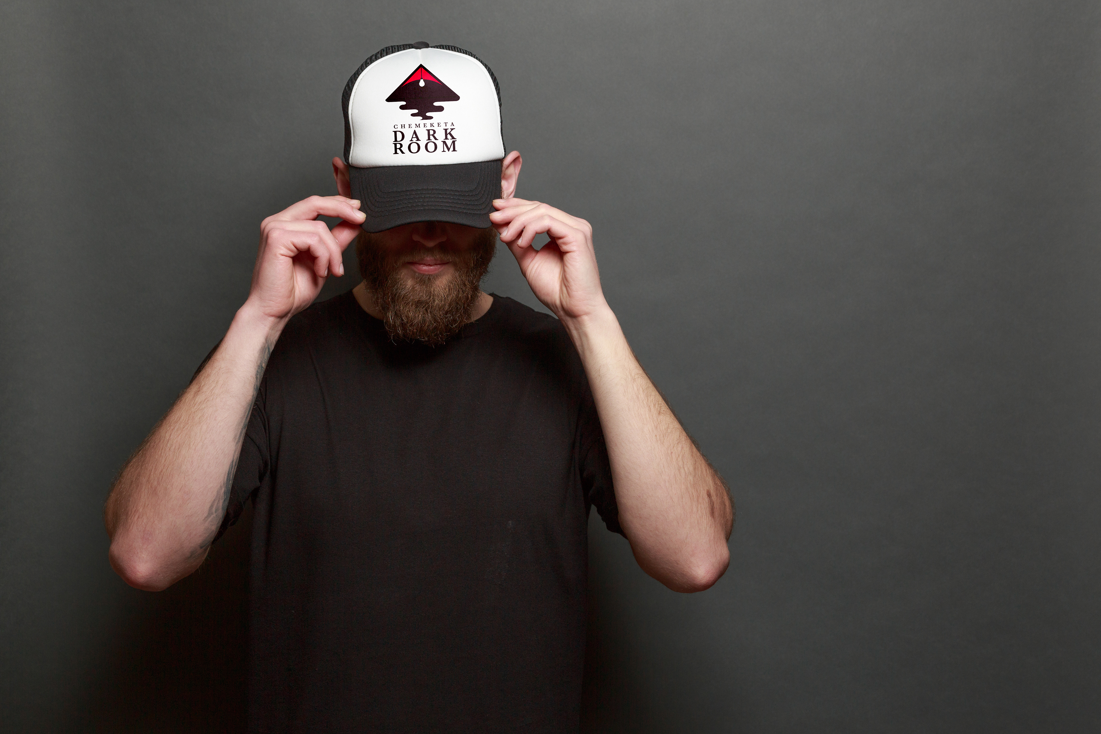 Dark room Hat