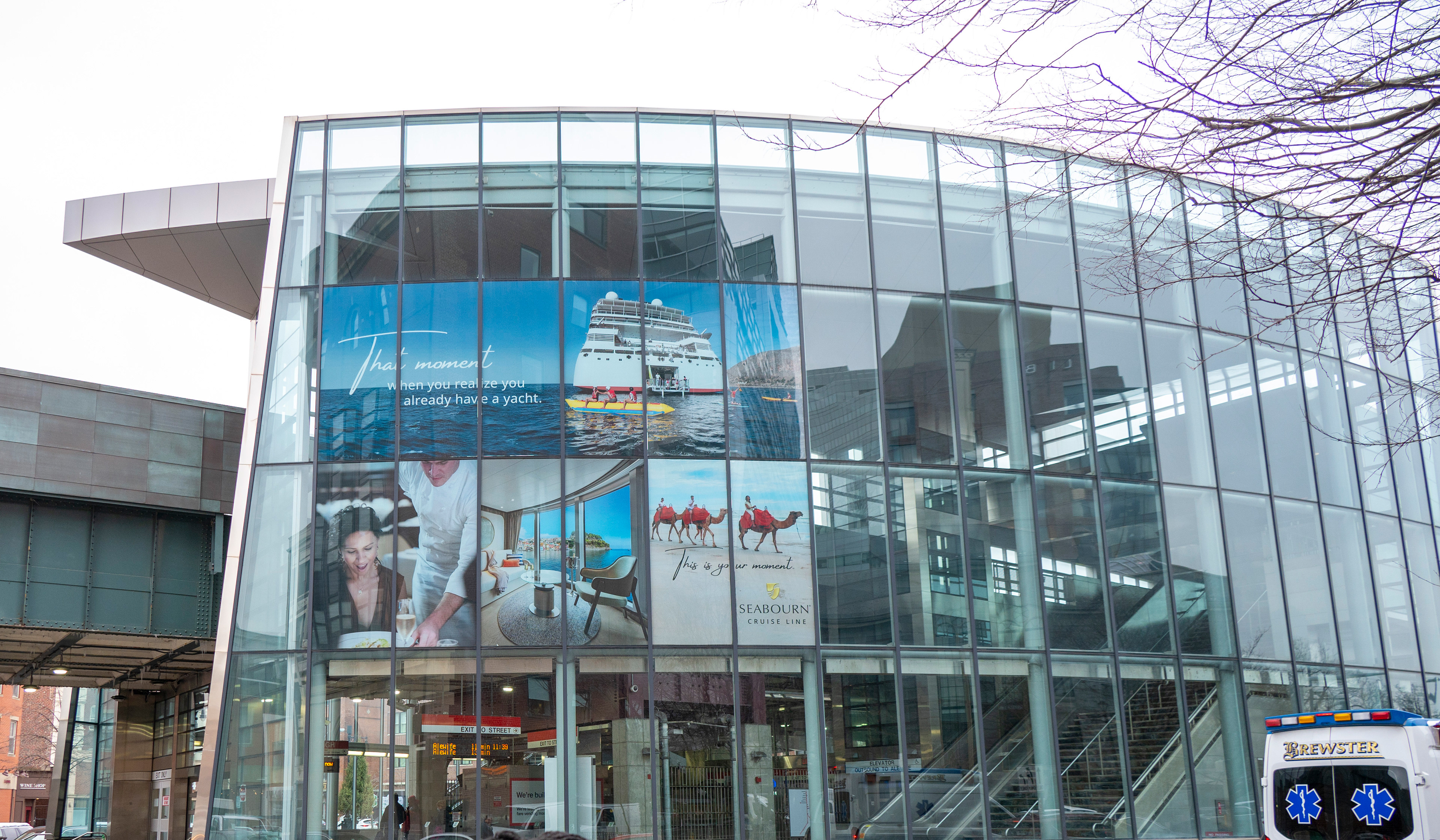 Beacon Hill window display - Boston, MA