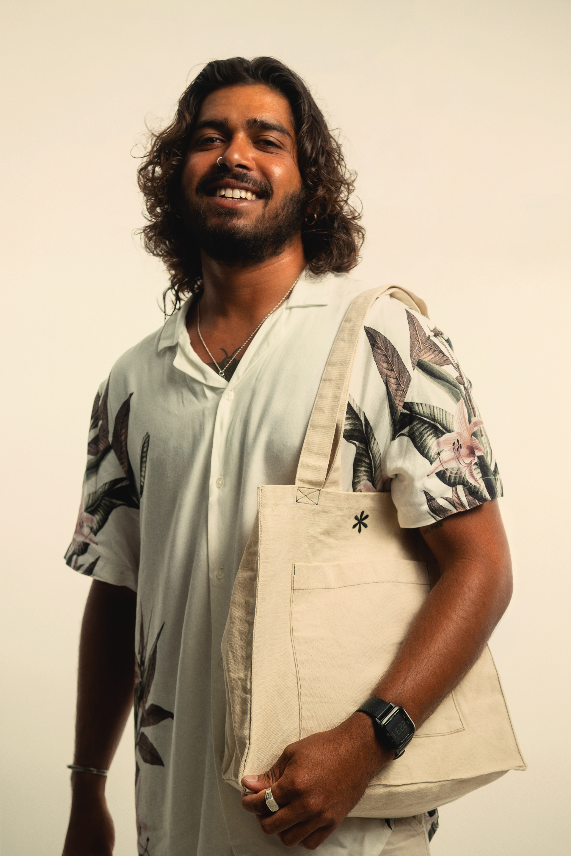 "Signature Square Tote" designed for Viyeni Raajje