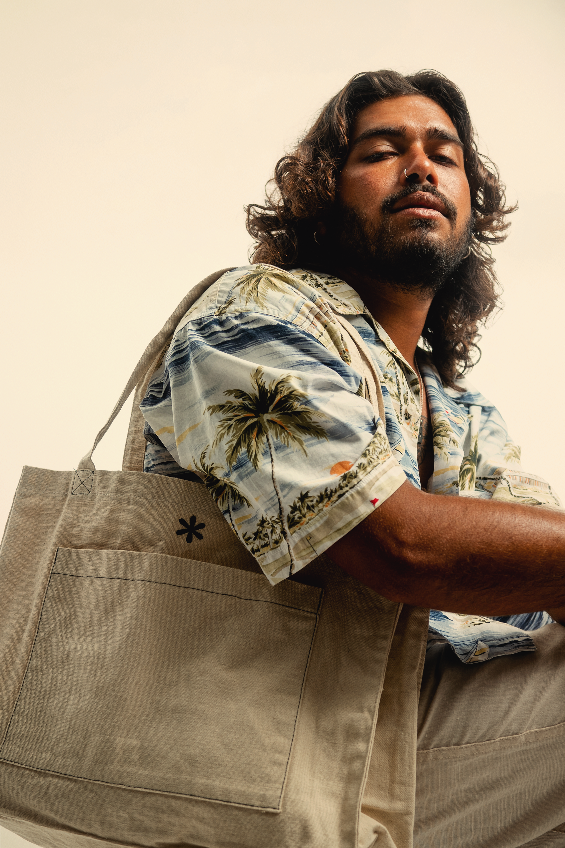 "Signature Wide Tote" designed for Viyeni Raajje
