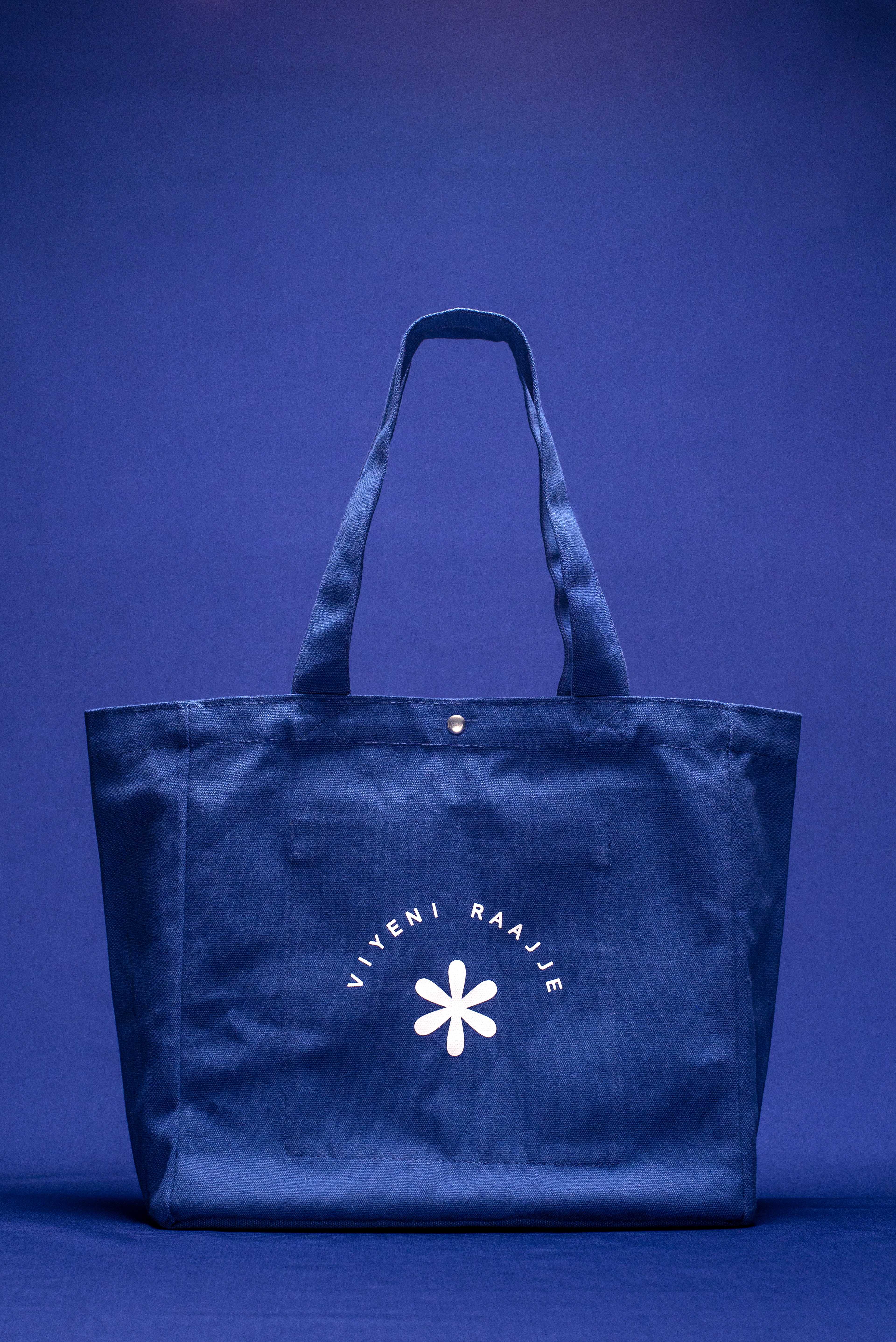 "VR Tote" in Blue for Viyeni Raajje