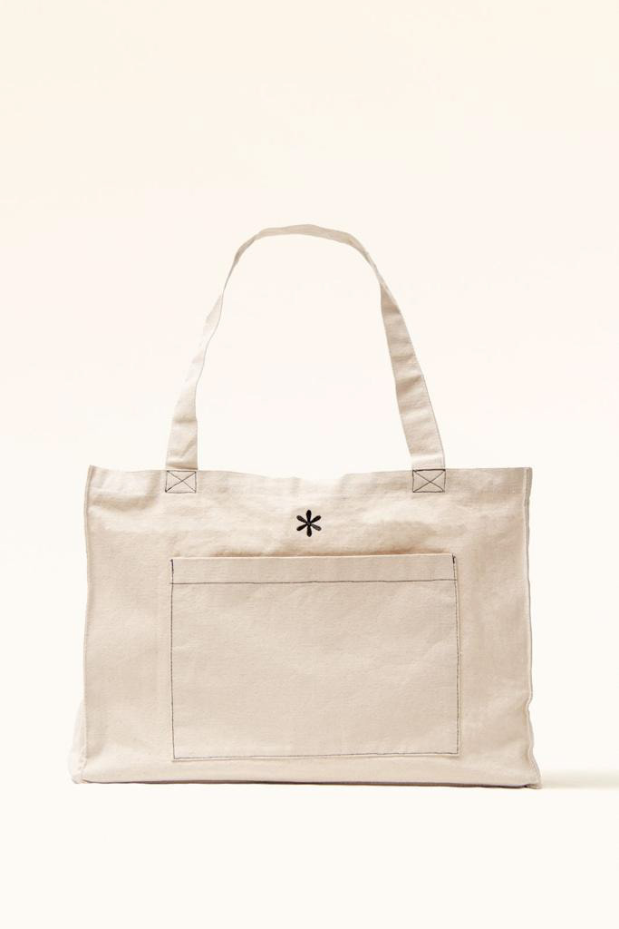 "Signature Wide Tote" designed for Viyeni Raajje