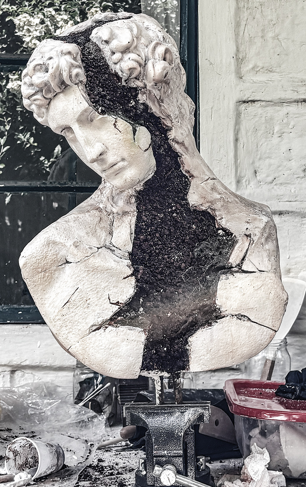 After casting in plaster, Deconstruction & Adding earth, the first explorations of Biophilic design