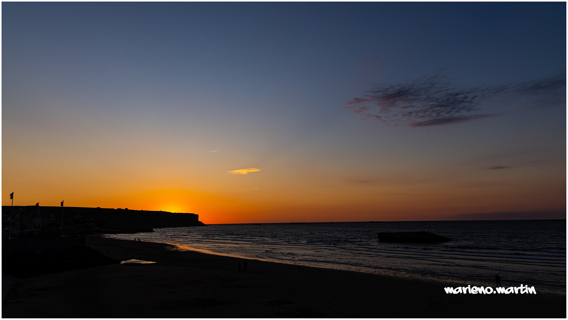 Le coucher de soleil sur Etretat
